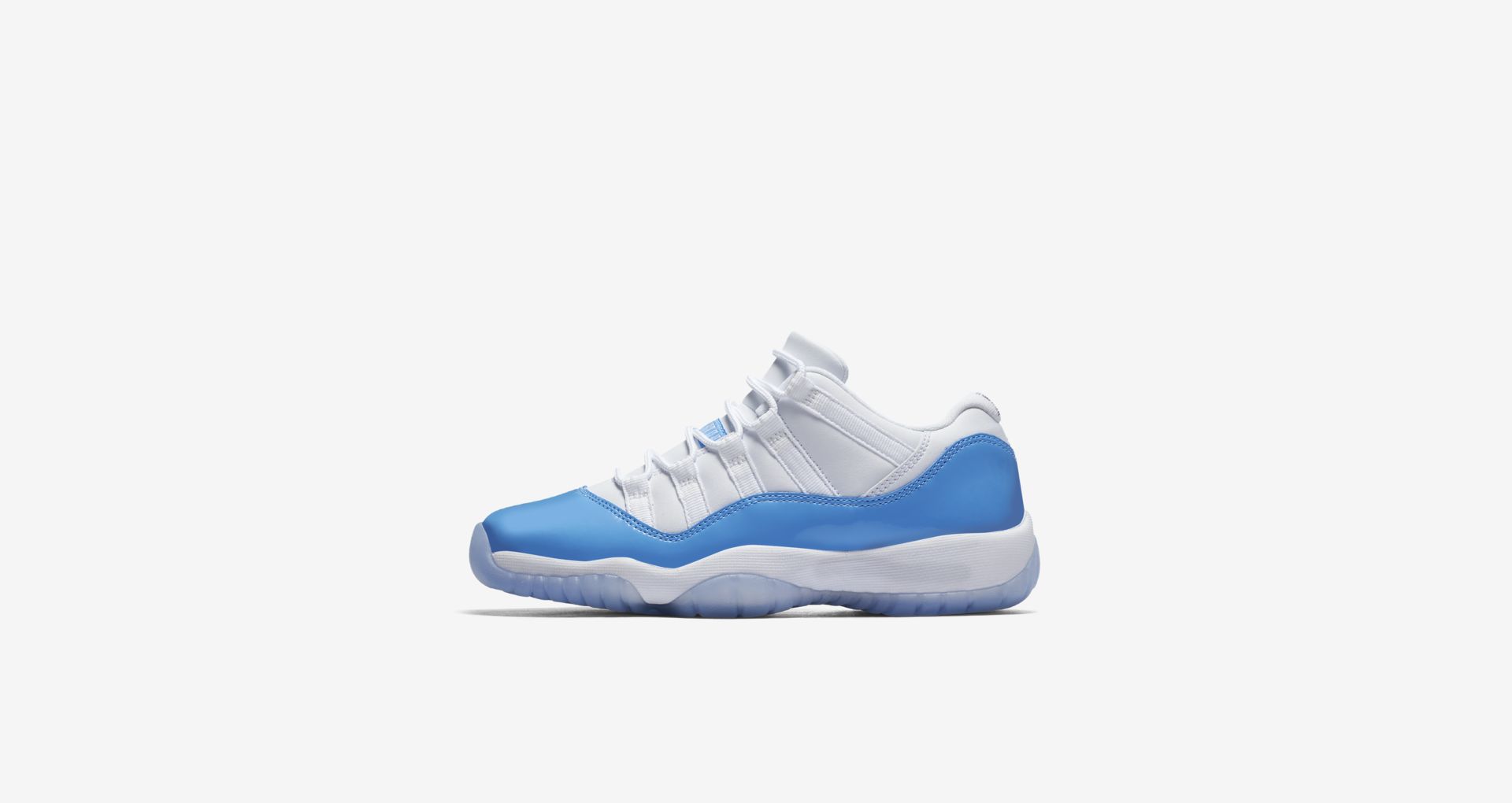 air jordan 11 retro low white university blue