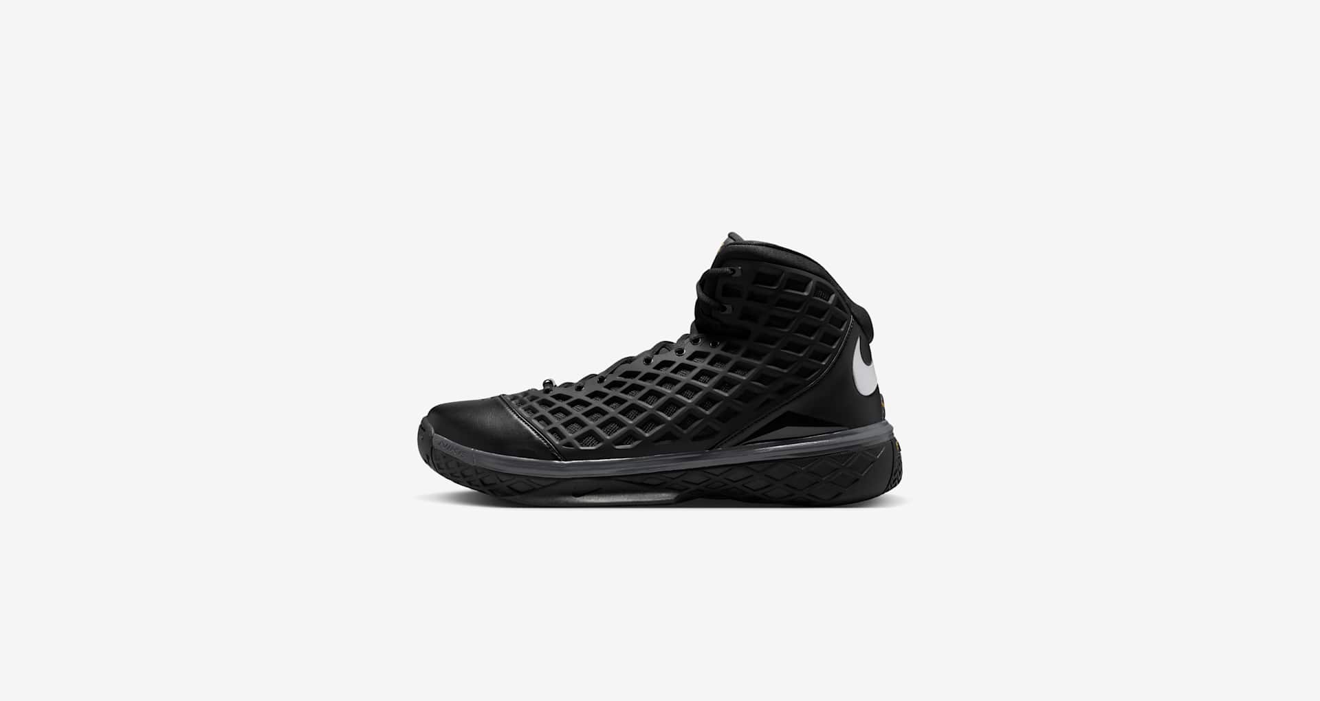 Kobe 3 Protro 'Black and White' (IQ5340-001) Release Date. Nike SNKRS