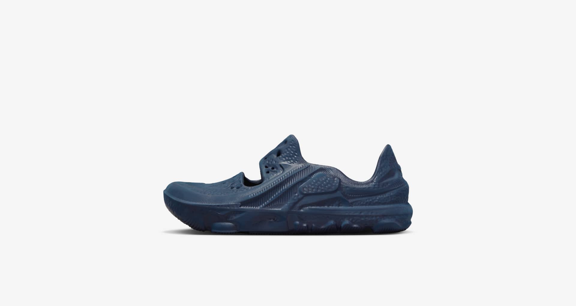 ISPA Universal 'Midnight Navy' (DM0886-400) release date . Nike SNKRS