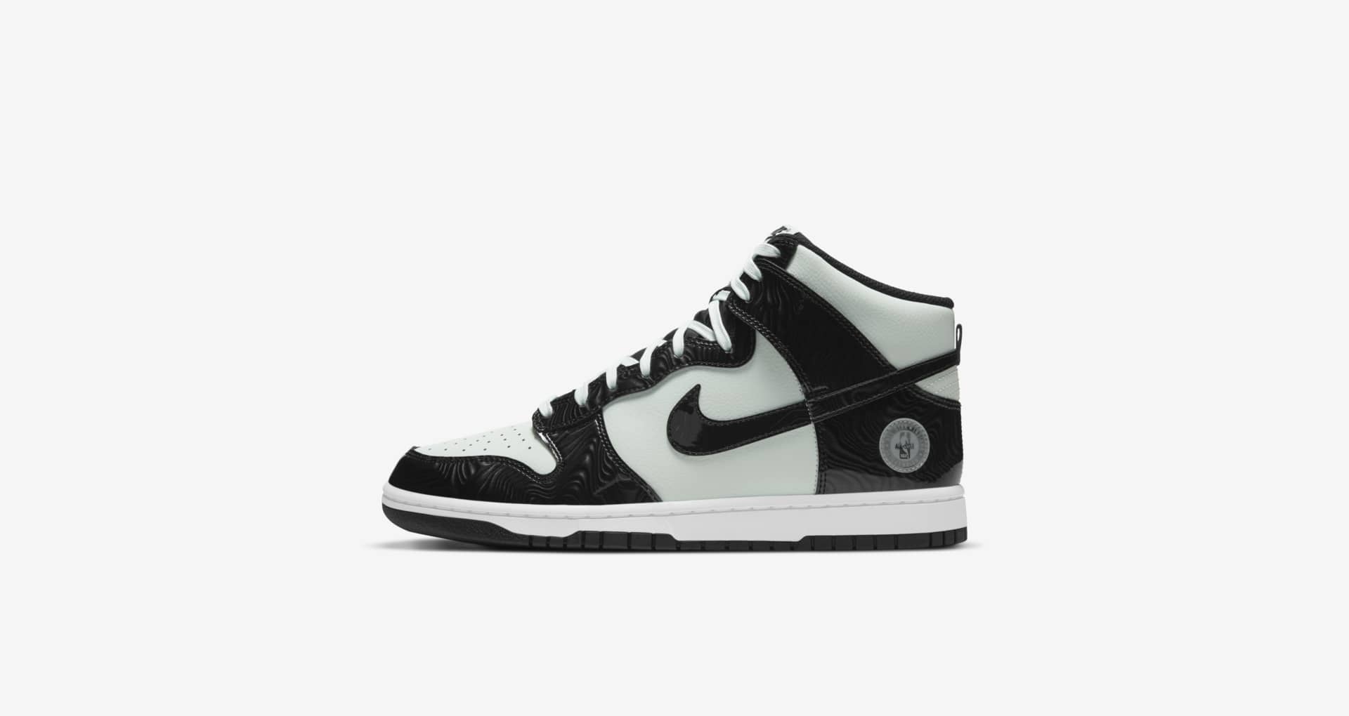 NIKE ダンク ベアリーグリーン HIGH Barely Green nike-high-barely-green-dunk-hi