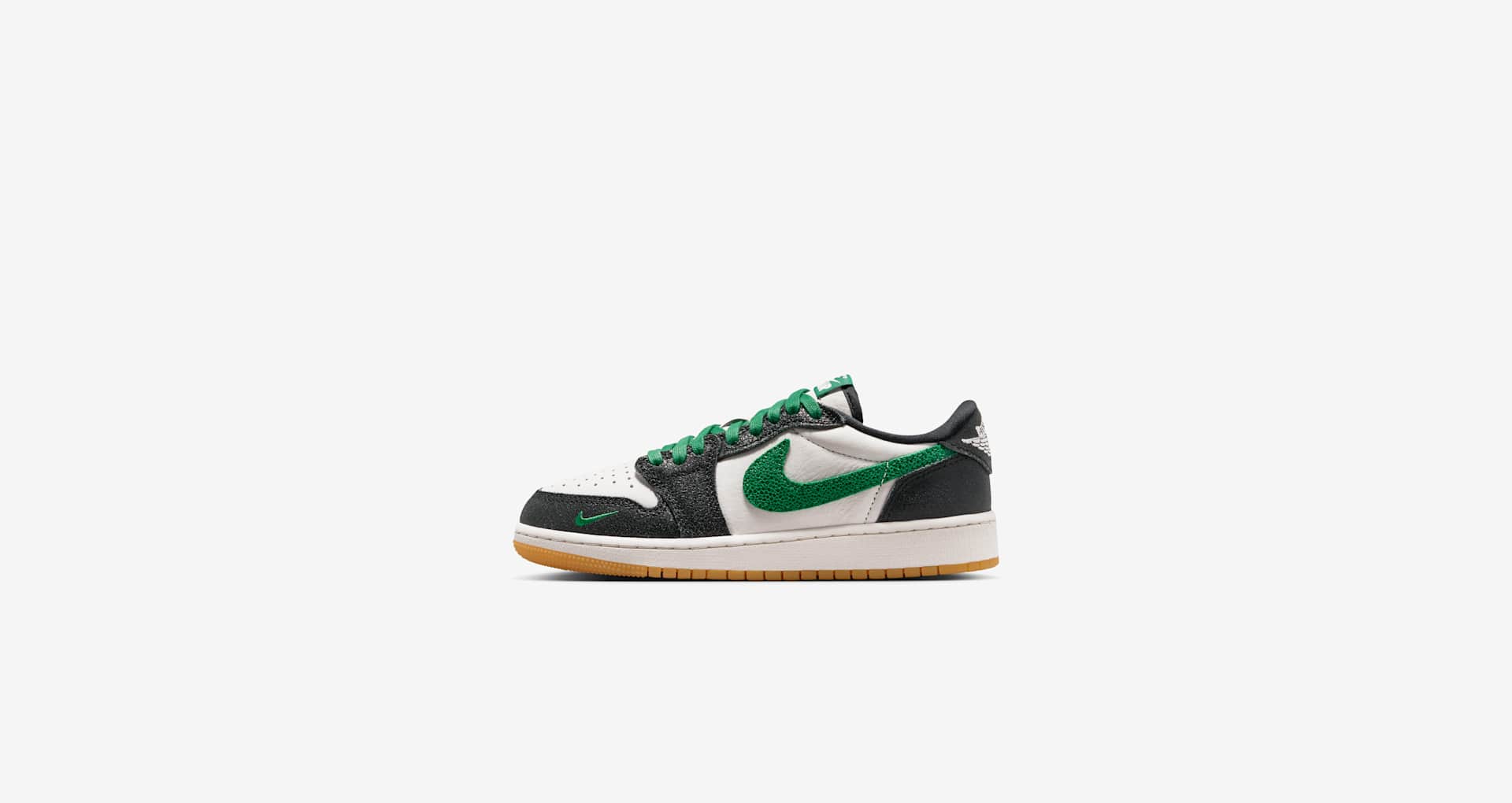 Phantom and Pine Green. Nike SNKRS
