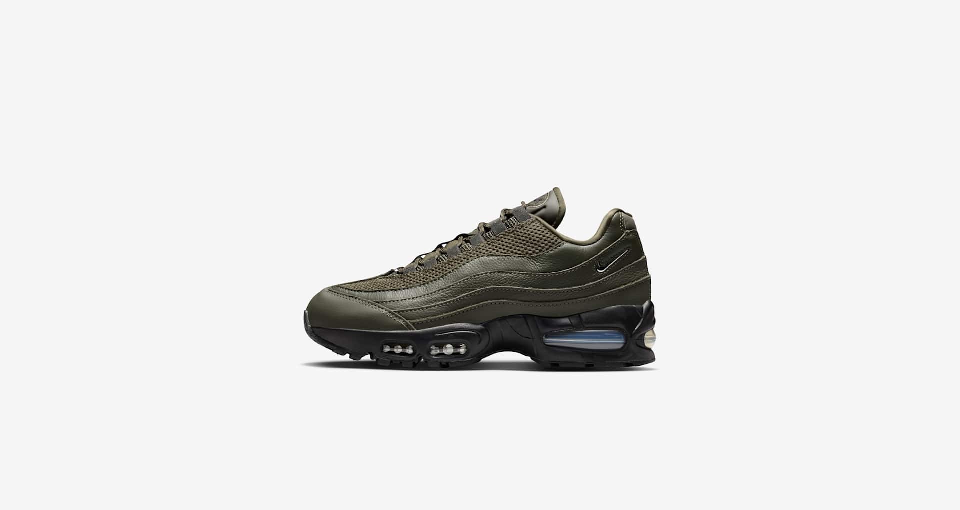khaki green nike tn