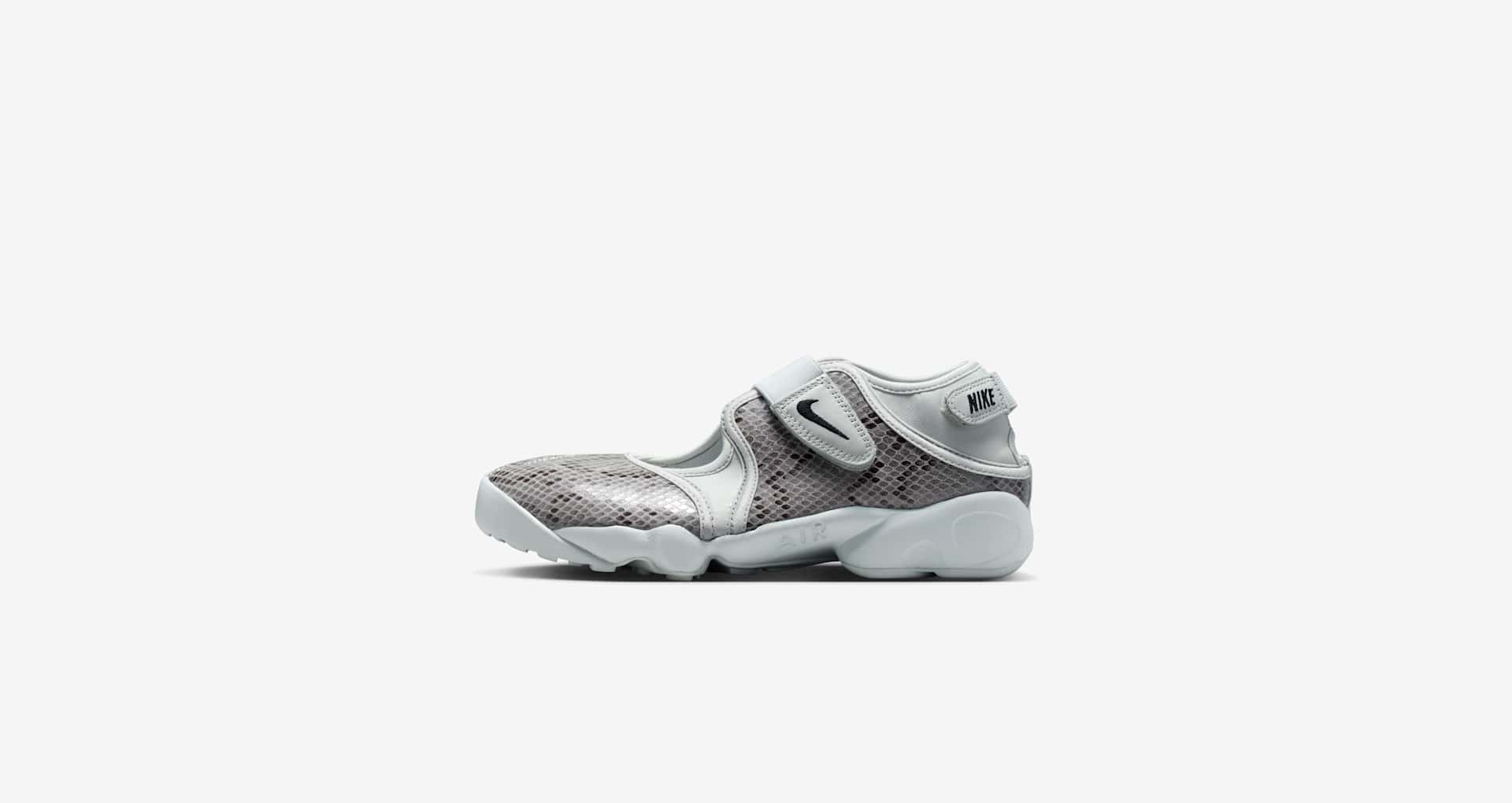 women-s-air-rift-photon-dust-