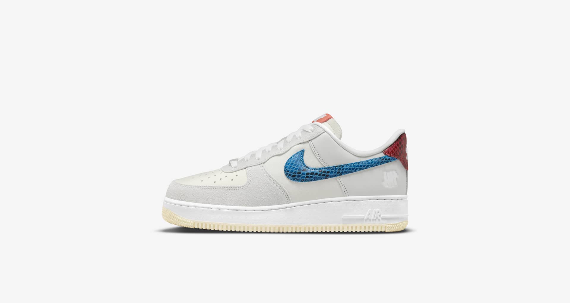 NIKE公式エア フォース 1 x UNDEFEATED \u00275 On It\u0027 (DM8461