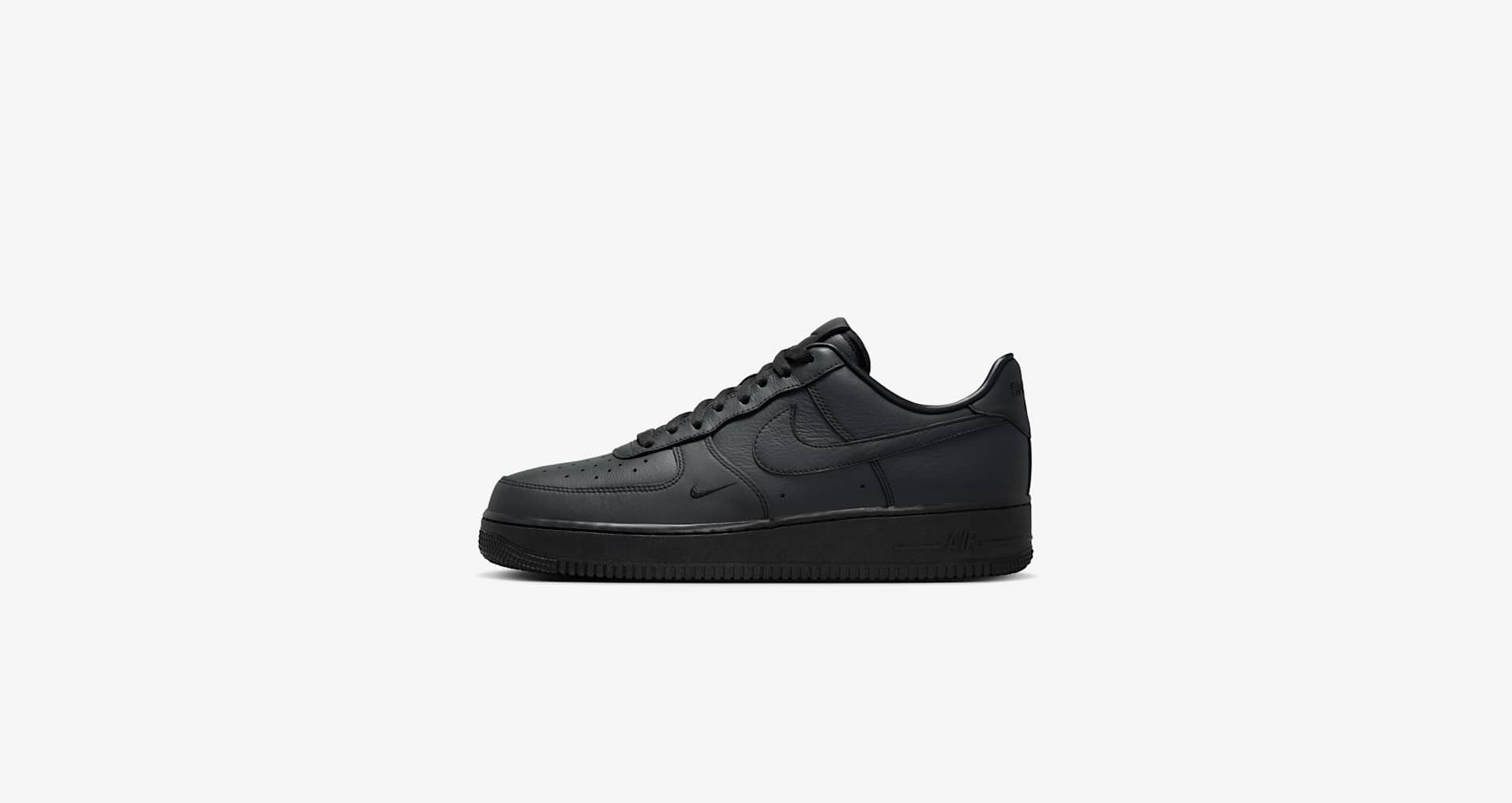air force ones triple black
