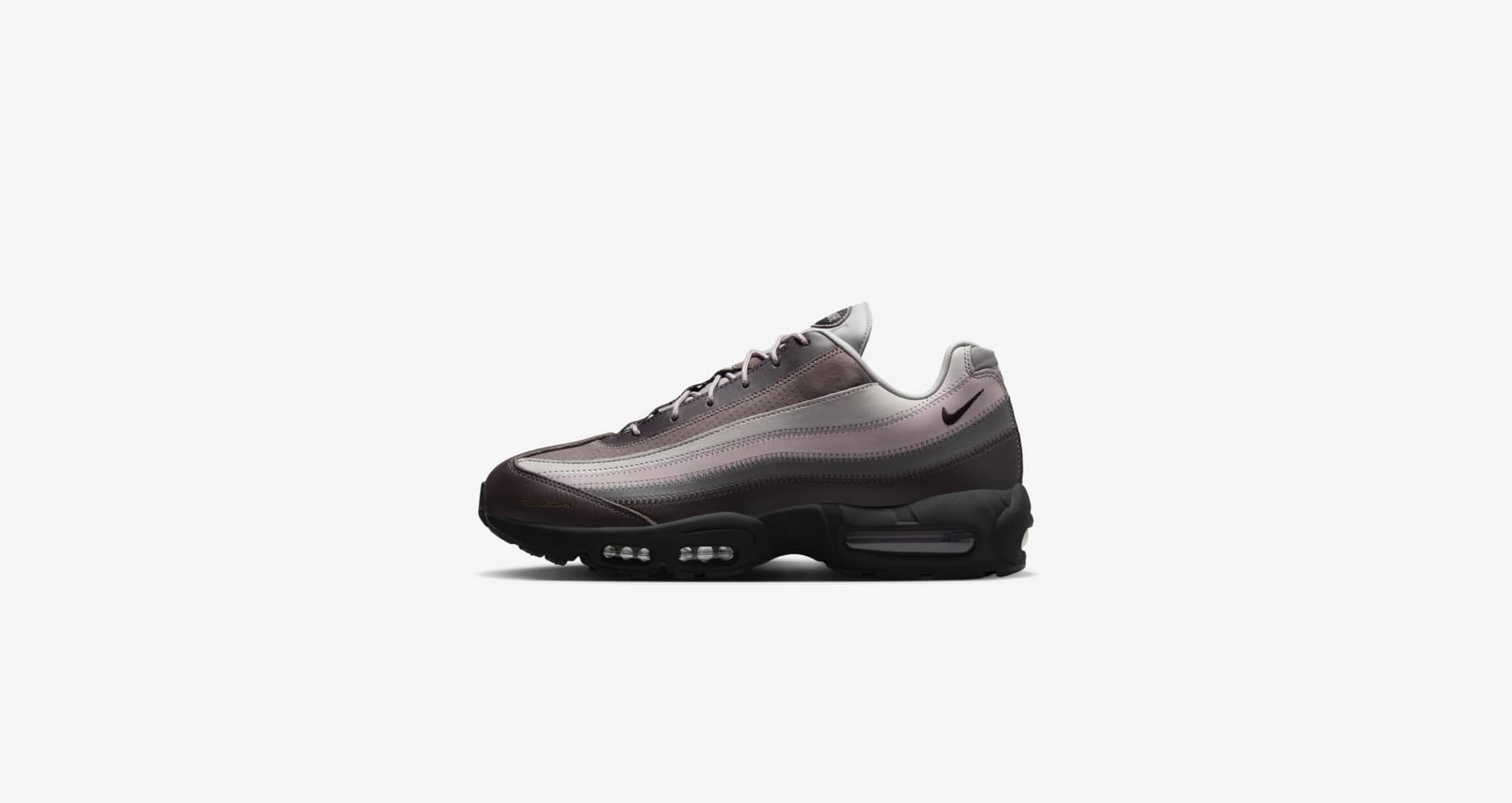 air-max-95-x-a-ma-maniére-w-y- 