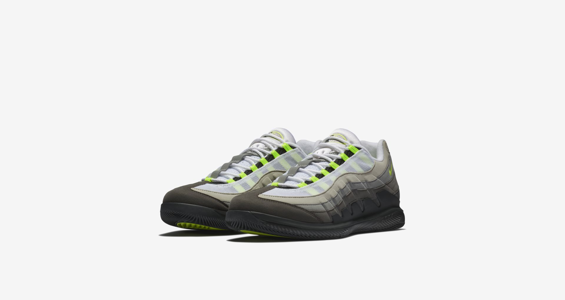 Nike Air Max 95 テニスシューズ NIKE（ナイキ） 最安値挑戦中 ネコポス不可 ロジャー・フェデラー×エア
