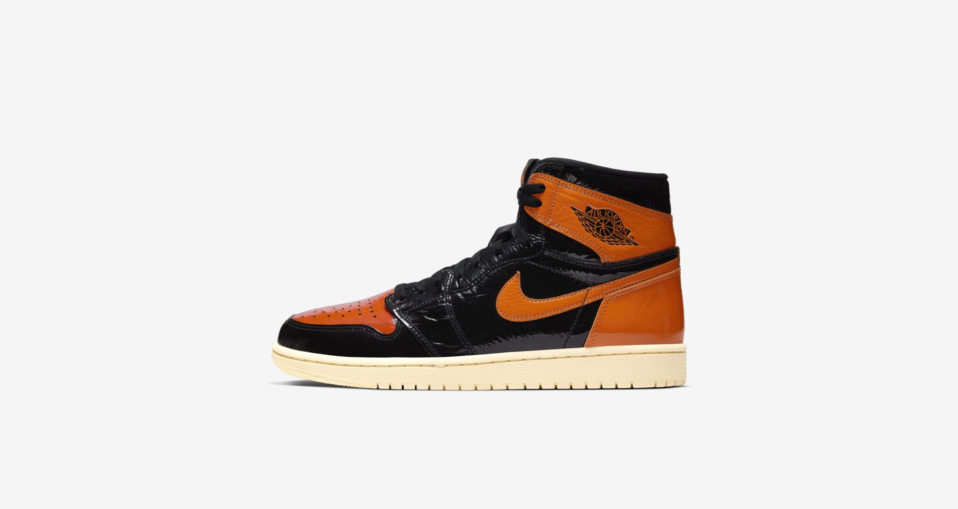Nike AIR JORDAN1/バスケットシューズ オレンジ/黒 air-jordan-1-blackorange-