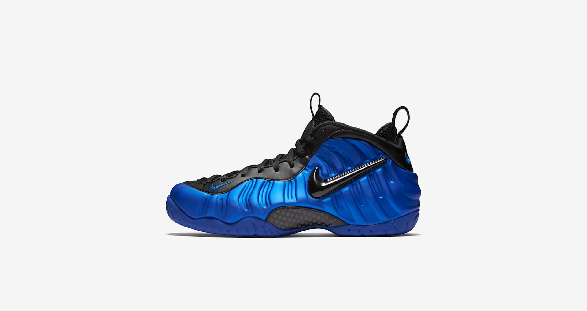 nike foamposite hyper cobalt