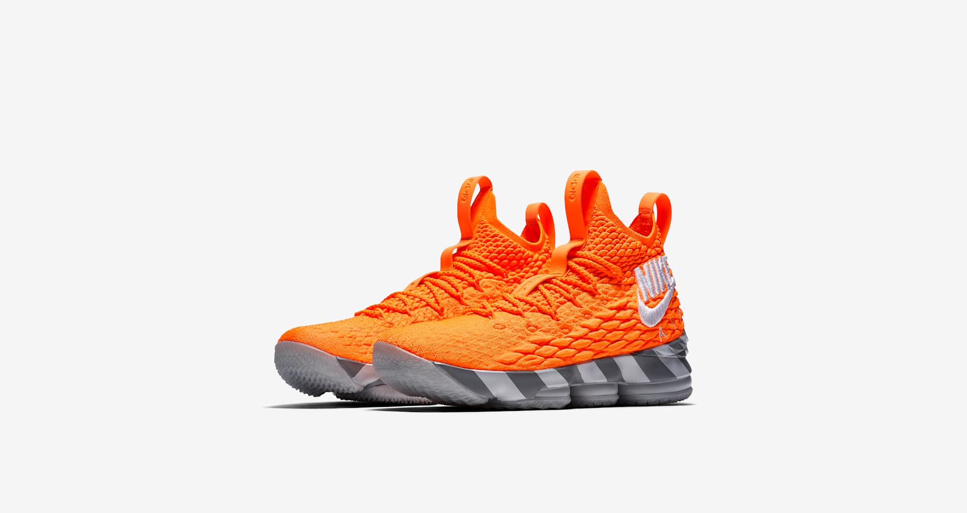 nike-lebron-15-orange-box-
