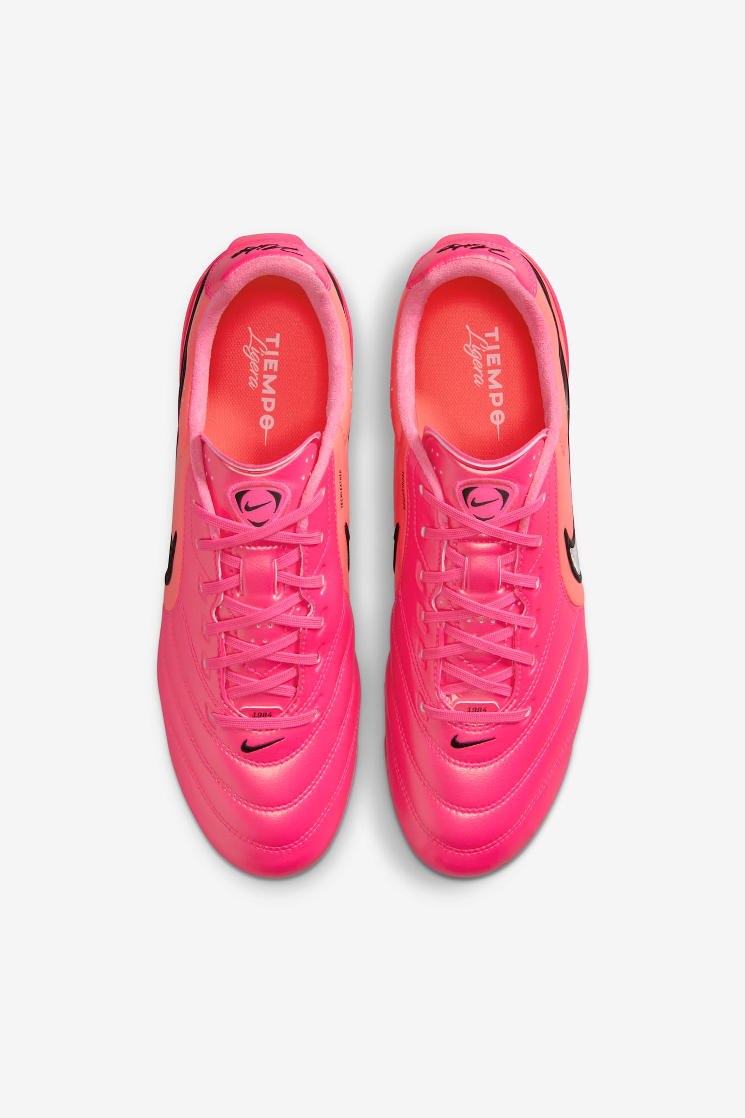 NIKE公式】ナイキ ティエンポ リゲラ プロ LE ファームグラウンド