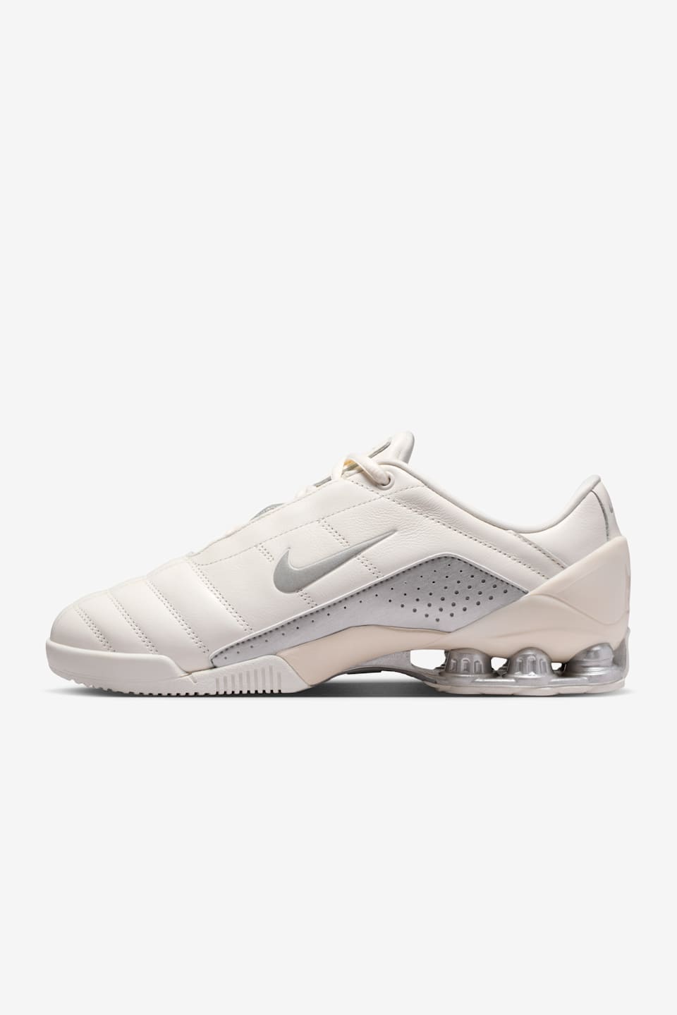 Total 90 Shox Magia "Sail and Metallic Silver" da donna (IO9300-100) – Data del lancio