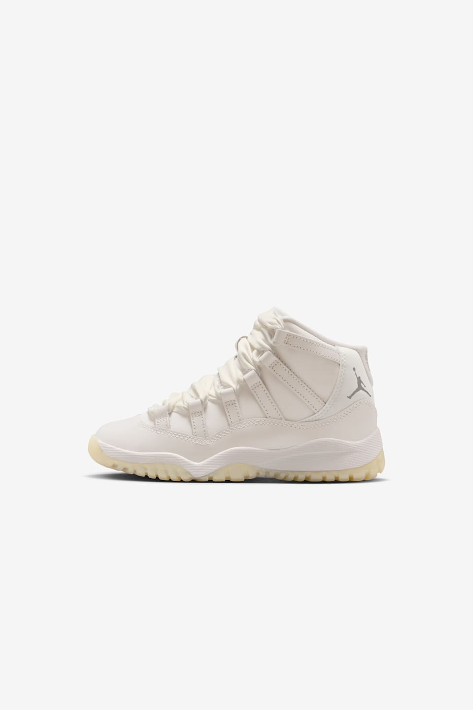 Women's Air Jordan 11 'Pearl' (AR0715-110)