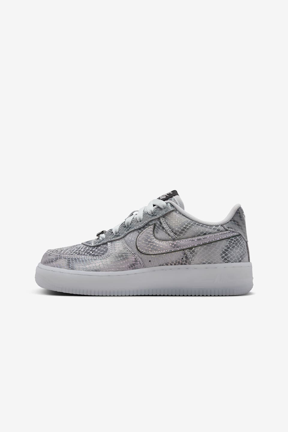 Releasedatum för Air Force 1 Low Protro "Lenticular" (II3925-400)