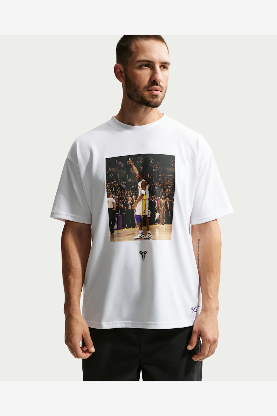 วันเปิดตัว Kobe Apparel Collection