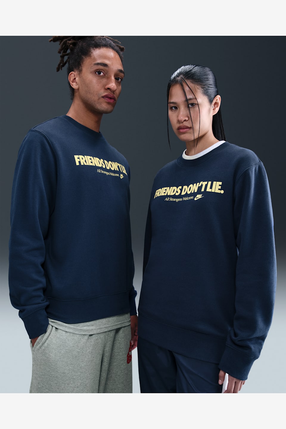 วันเปิดตัว Nike x Stranger Things “เสื้อคอกลมผ้าฟลีซผู้ชาย“ (IB5662-410)