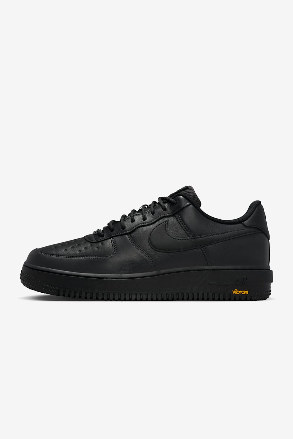 【NIKE公式】エア フォース 1 'Off Noir and Black' (HV5953-001/AIR FORCE 1 GTX VIBRAM)