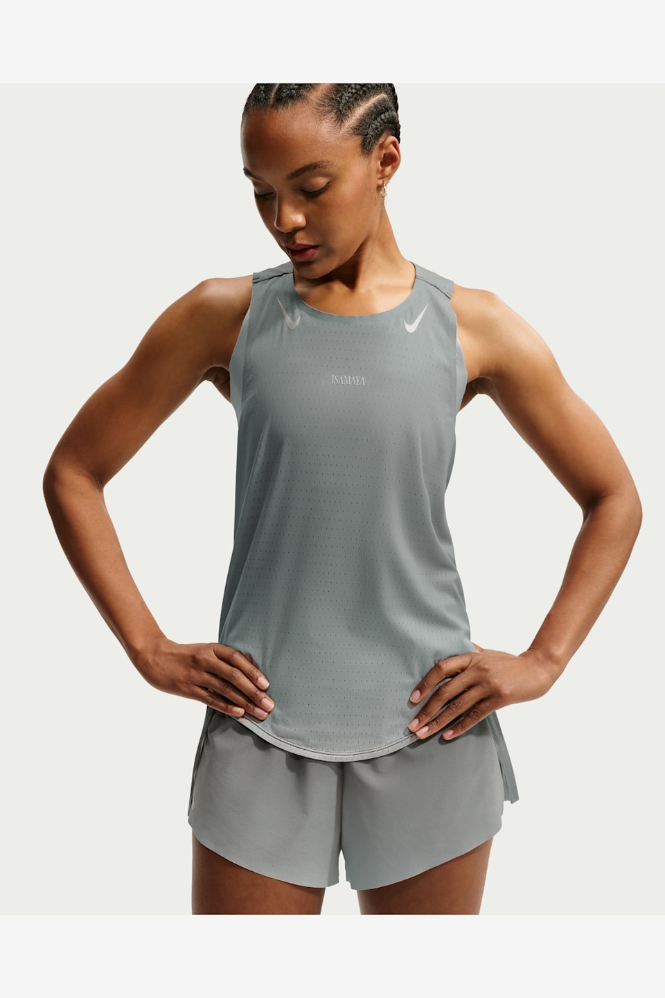 Releasedatum för Nike x Isamaya Ffrench Apparel Collection