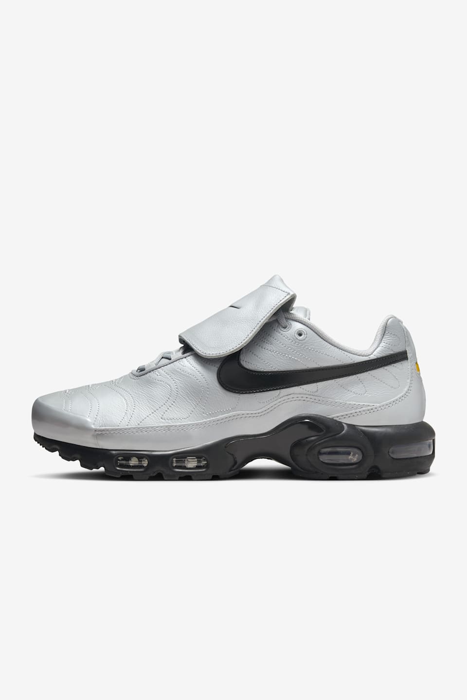 Fecha de lanzamiento de los Air Max Plus TNPO "Wolf Grey and Black" (HM6850-001)