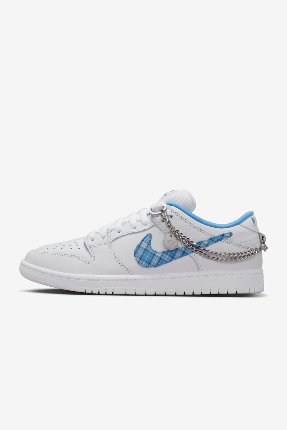 Nike launch us top