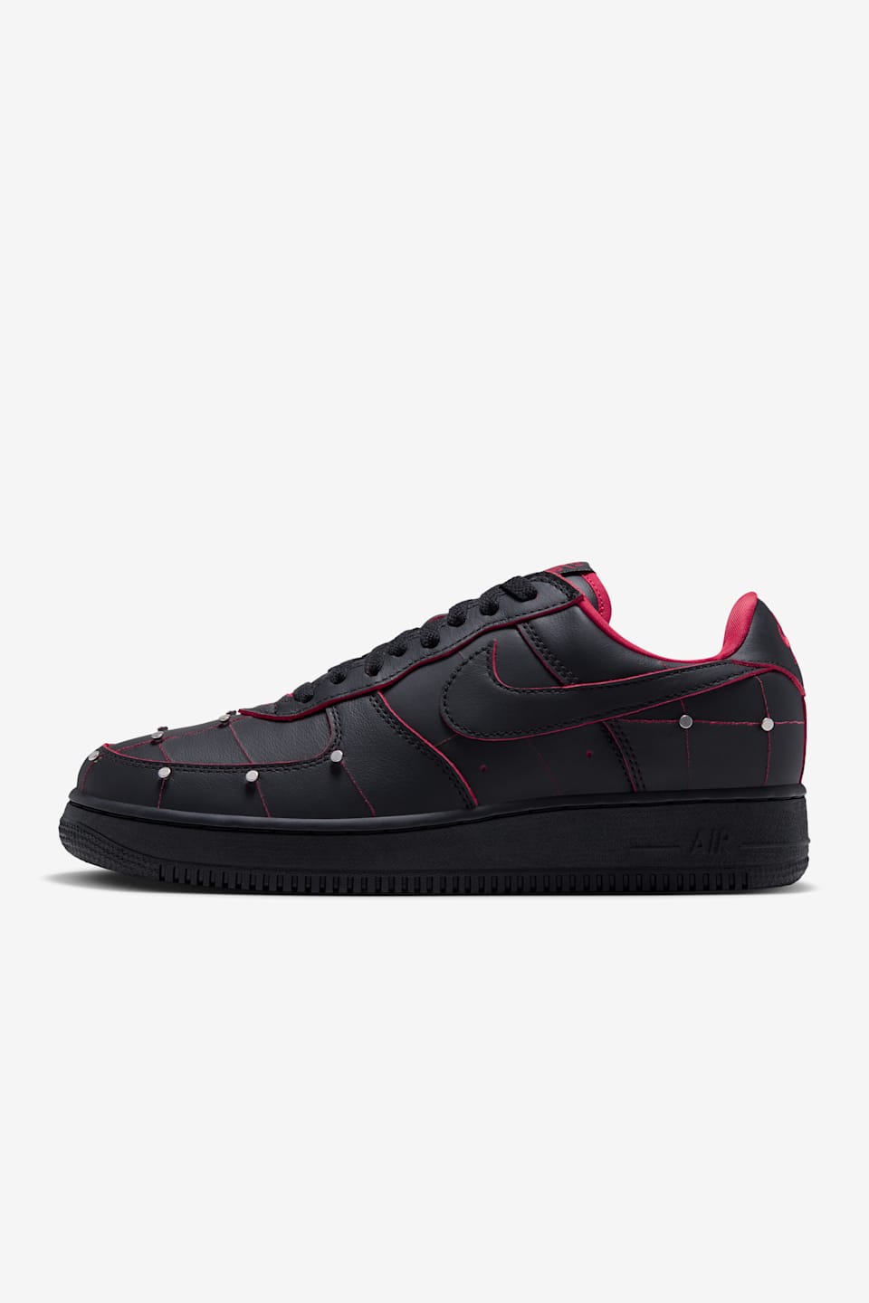 【NIKE公式】エア フォース 1 '01 "Nightmare" 'Black and Gym Red' (IX0104-001) 発売日