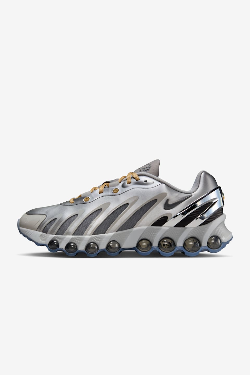【NIKE公式】エア マックス Dn8 x Victor Victor 'Metallic Silver' (IF2733-001 / AIR MAX DN8 VV JP)
