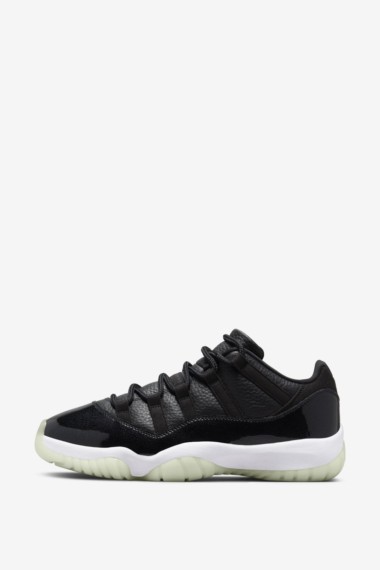 Air Jordan 11 低筒'72-10' (AV2187-001) 發售日期. Nike SNKRS