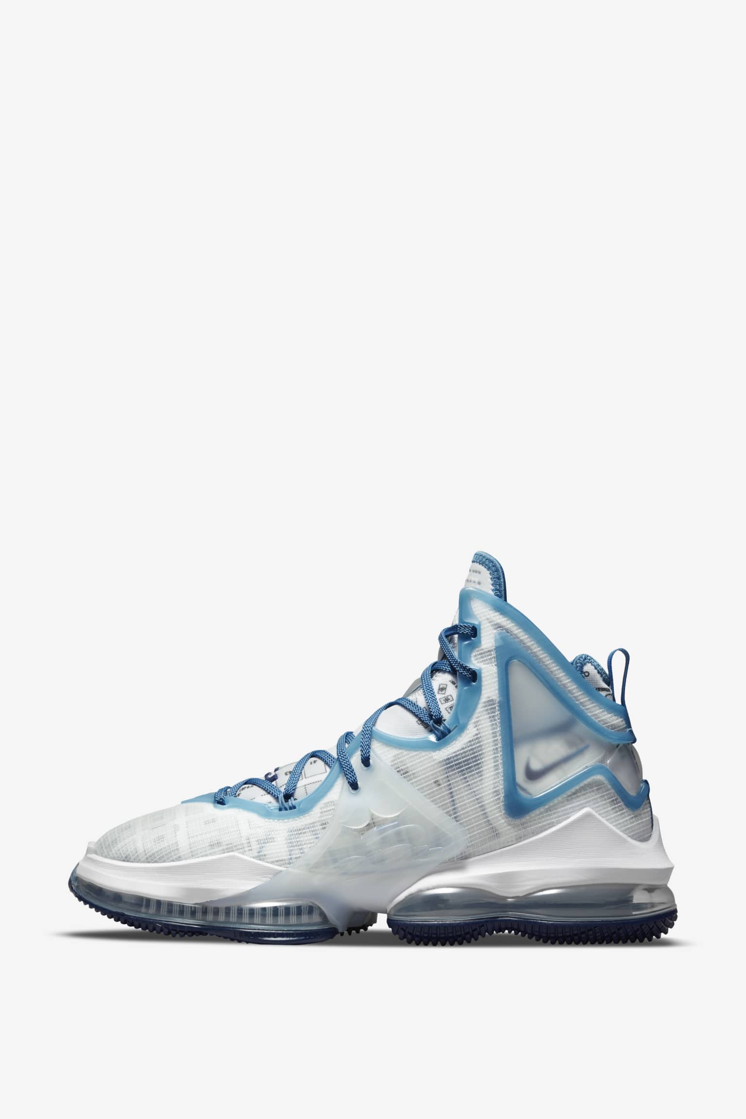 NIKE公式】レブロン 19 'White and Dutch Blue' (DC9338-100