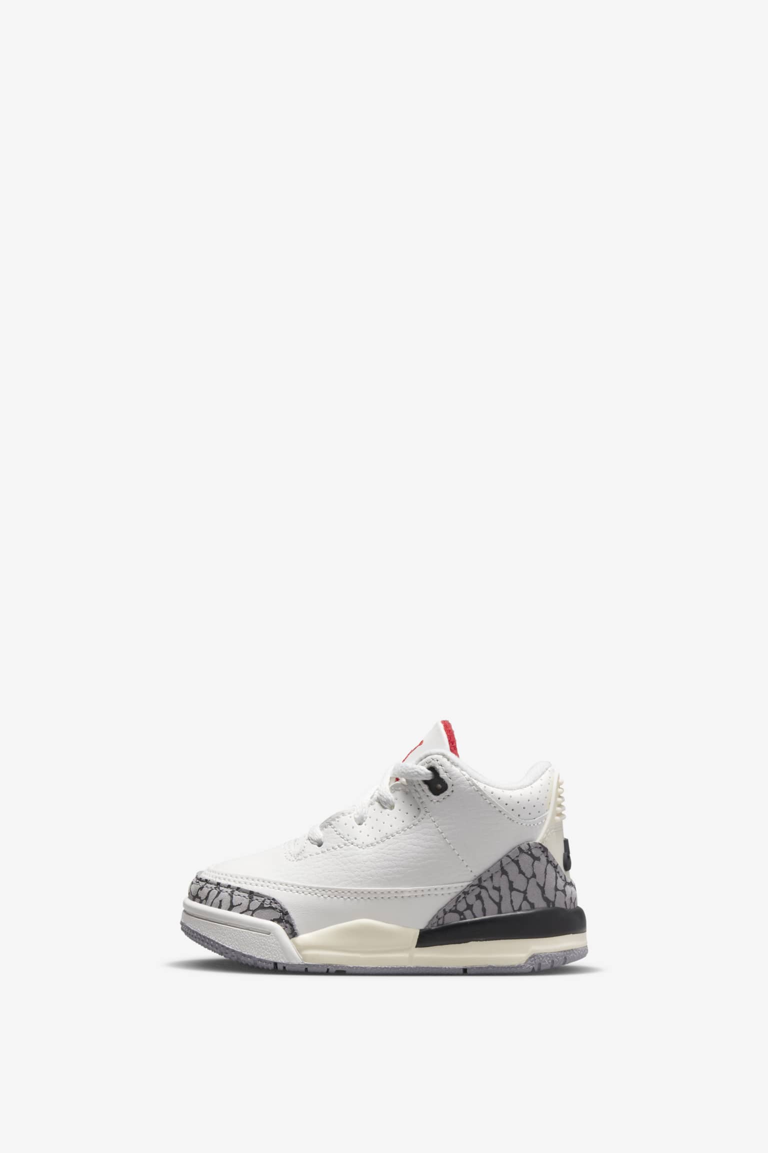 Fecha de lanzamiento de Air Jordan 3 "White Cement Reimagined" (DN3707-100). Nike SNKRS ES