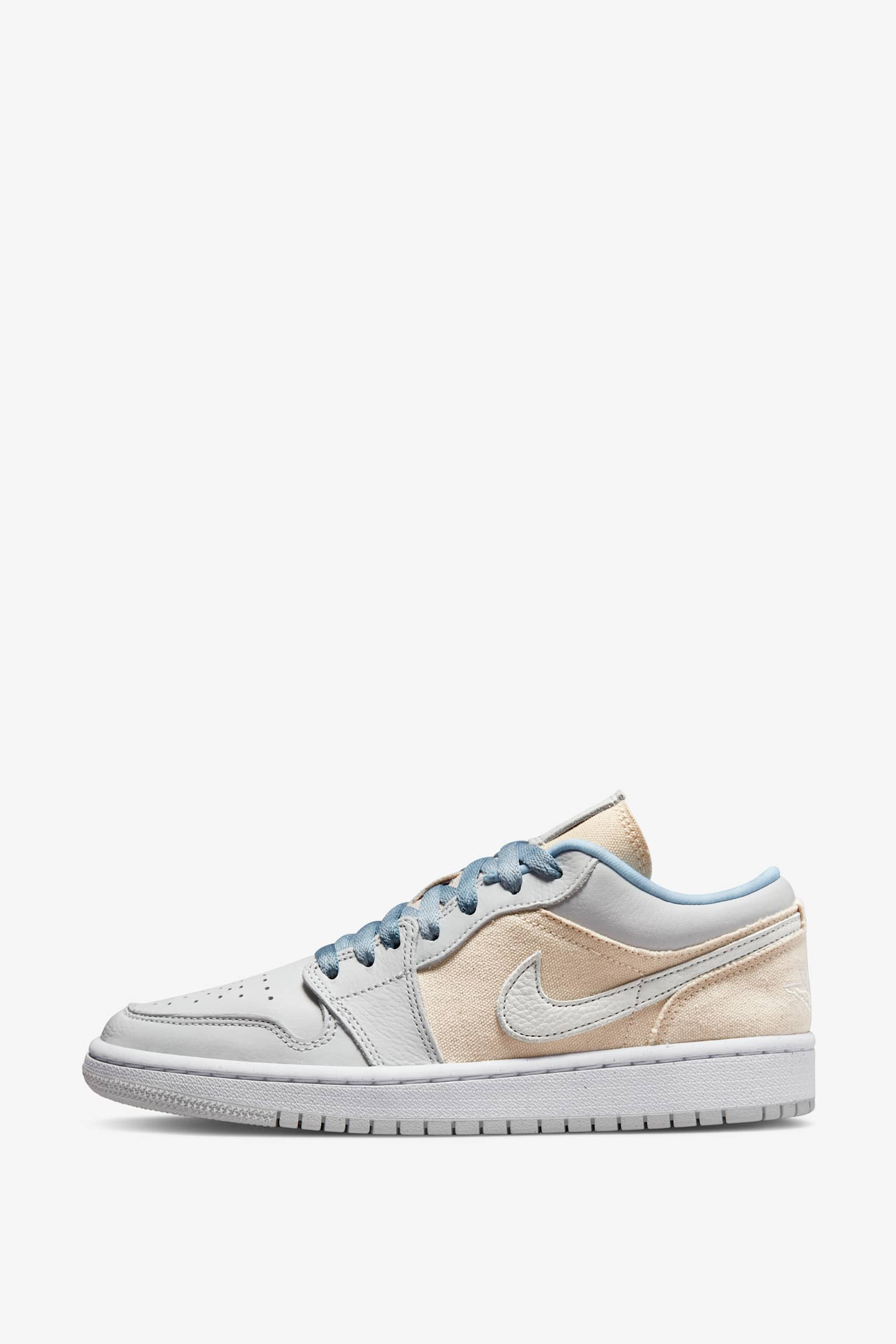 ウィメンズ Nike Air Jordan 1 Low Se Canvas Iris Whisper Sail Air Jordan 1 Low - Sail Canvas- Iris Whisper-Worn Blue