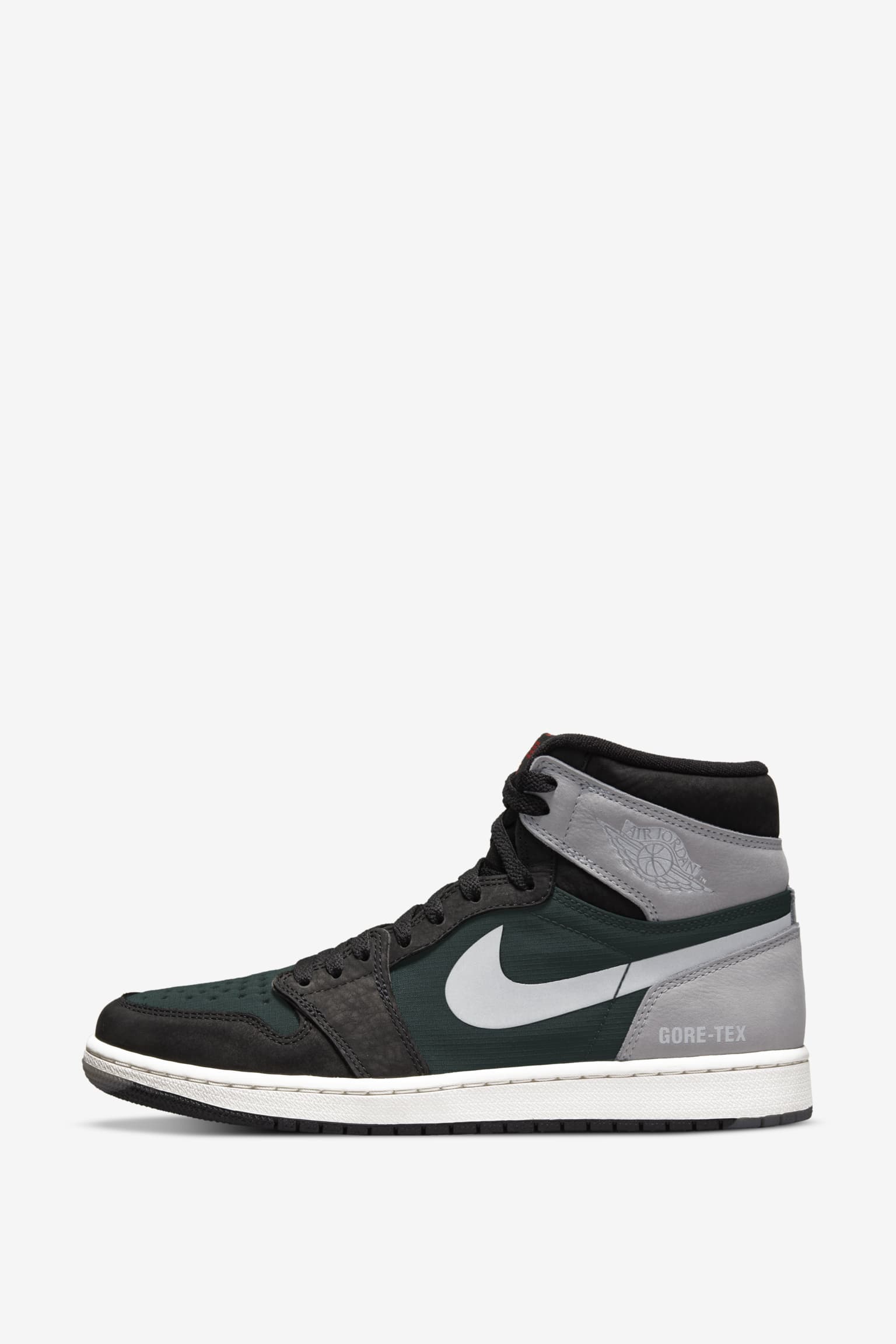 商品画像：Nike Air Jordan 1 GORE-TEX ネイビー/ベージュ 2