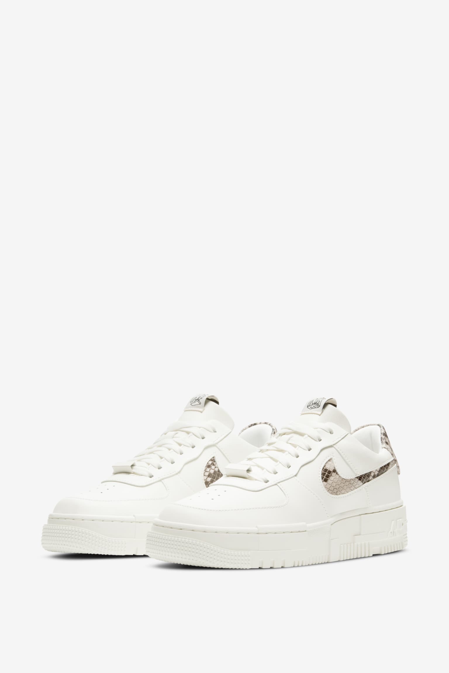 スニーカー Nike Air Force 1 Pixel SE Sail Snake Women's Air Force 1 Pixel 'Sail Snake' Release Date . Nike SNKRS