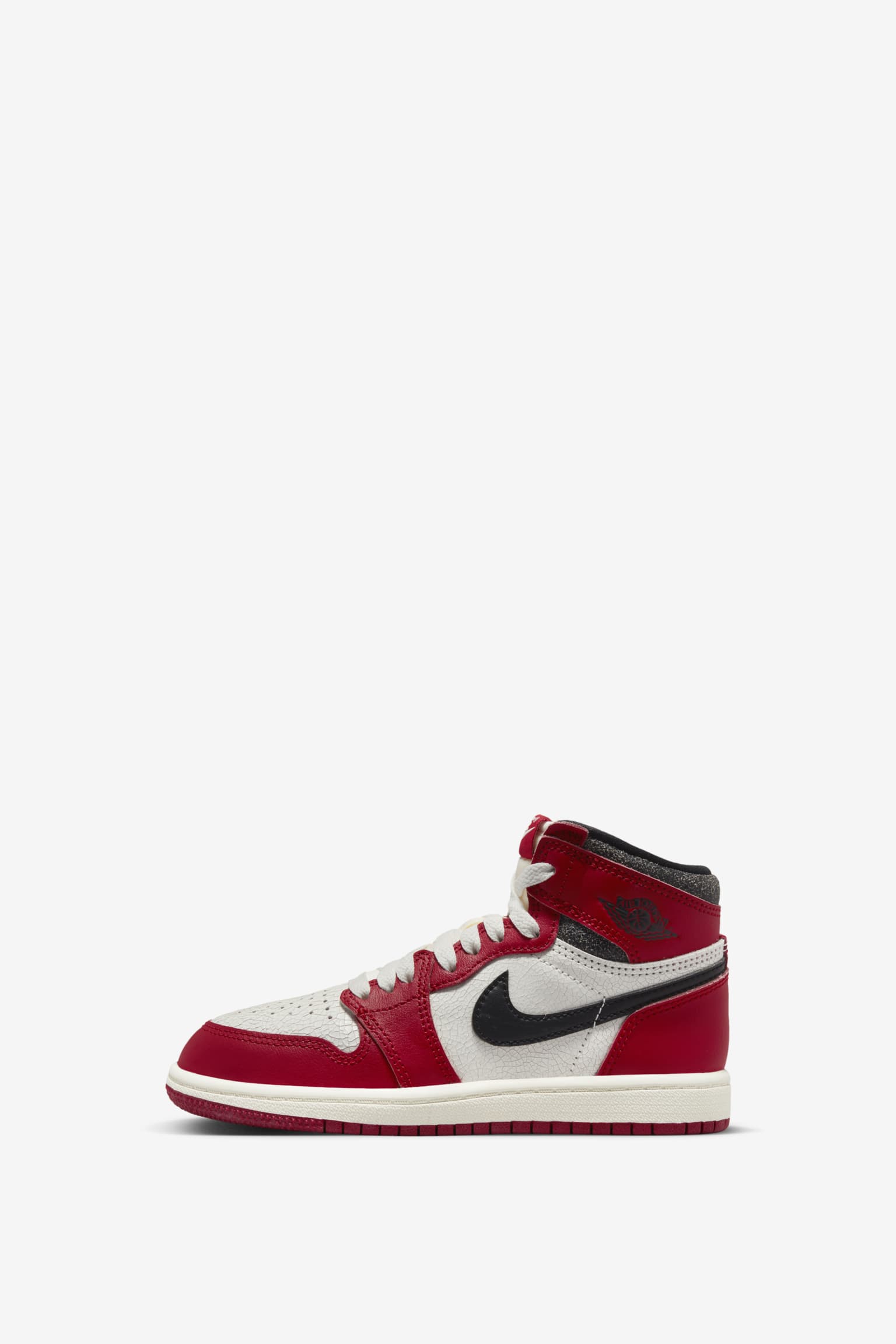 Air Jordan 1 'Chicago' (DZ5485-612) Release Date. Nike SNKRS GB