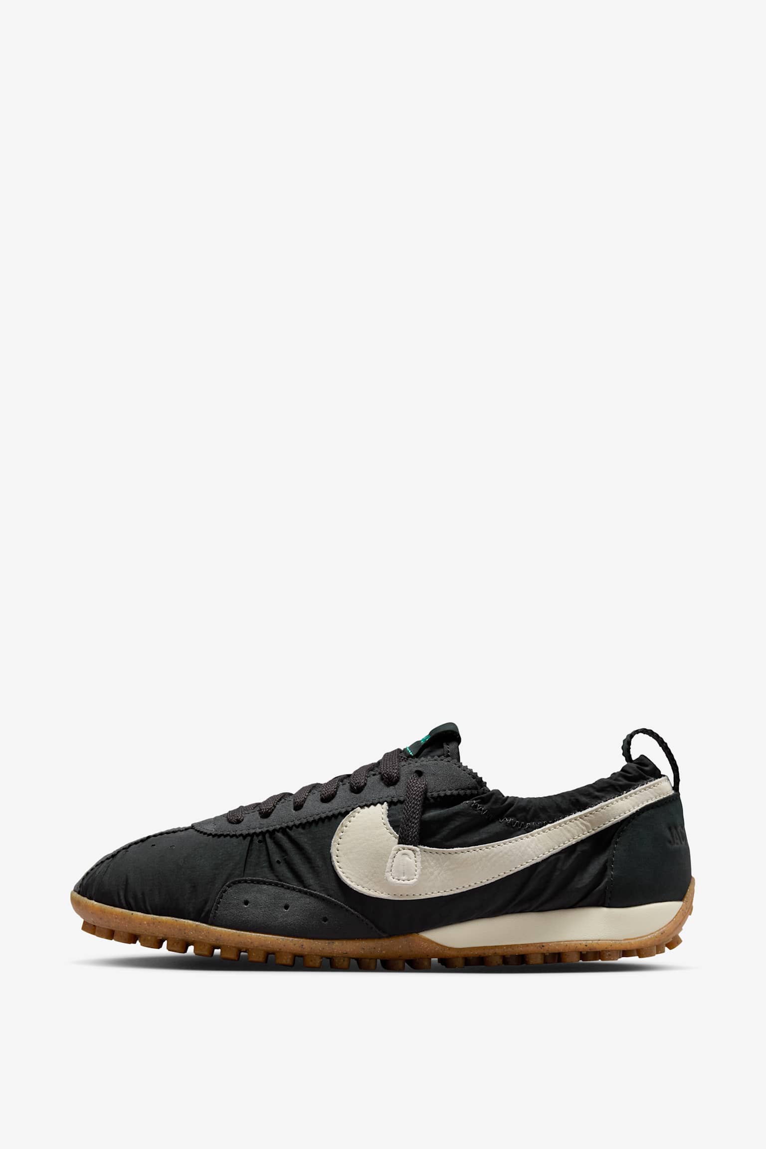 Moon Shoe x Jacquemus "Off Noir and Gum Light Brown" (HV8547-001) – Erscheinungsdatum