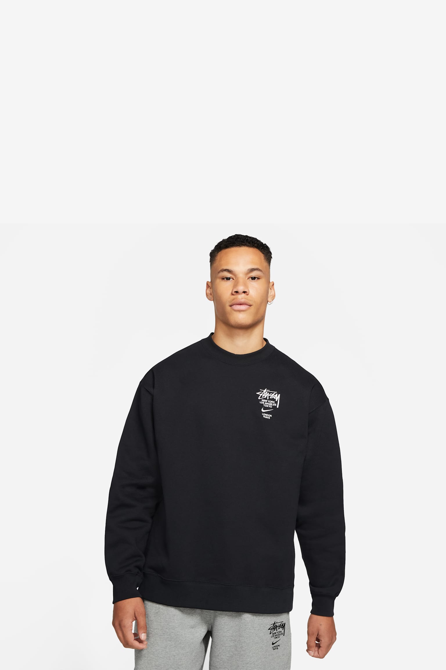 NIKE公式】Nike x Stüssy Apparel コレクション. Nike SNKRS