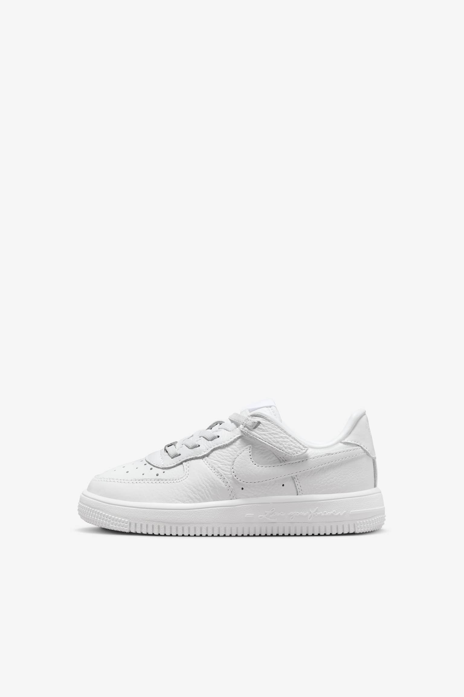 入手困難! 快調! Air Force 1 ’07 Low White ライトジンジャー Amazon.com | Nike Mens Air Force 1 Low 07 315122 111 White