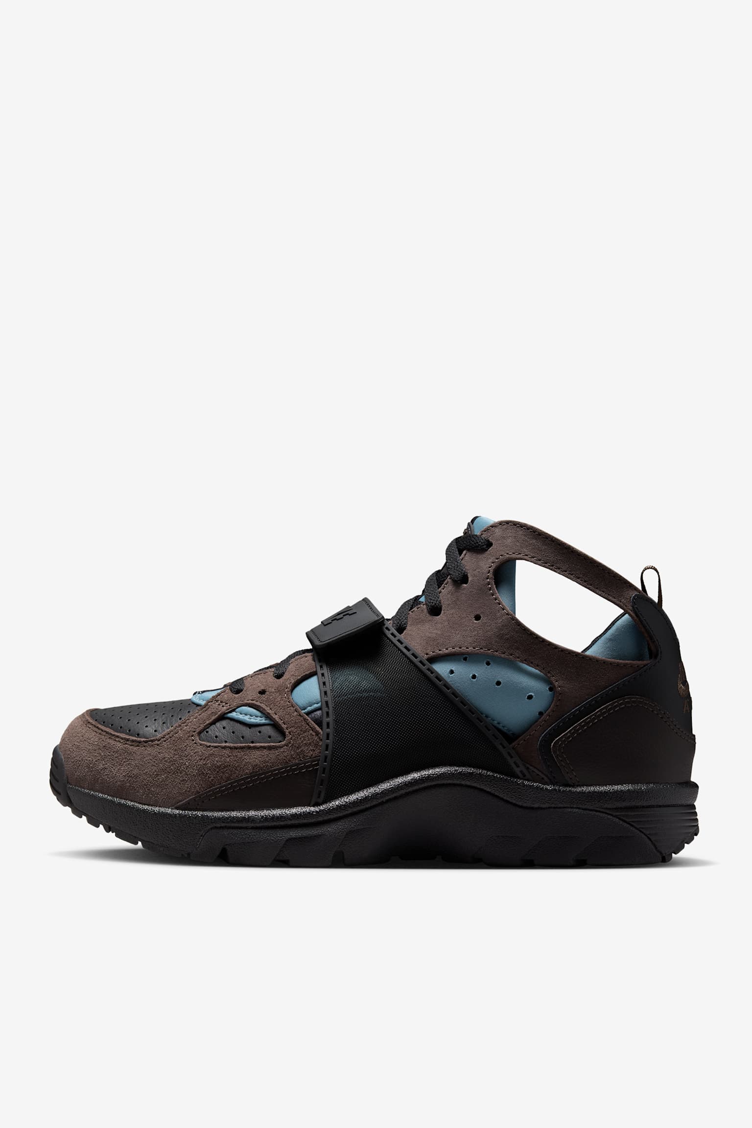 Lanseringsdato for Air Trainer Huarache «Baroque Brown and Black» (IB0497-001) 