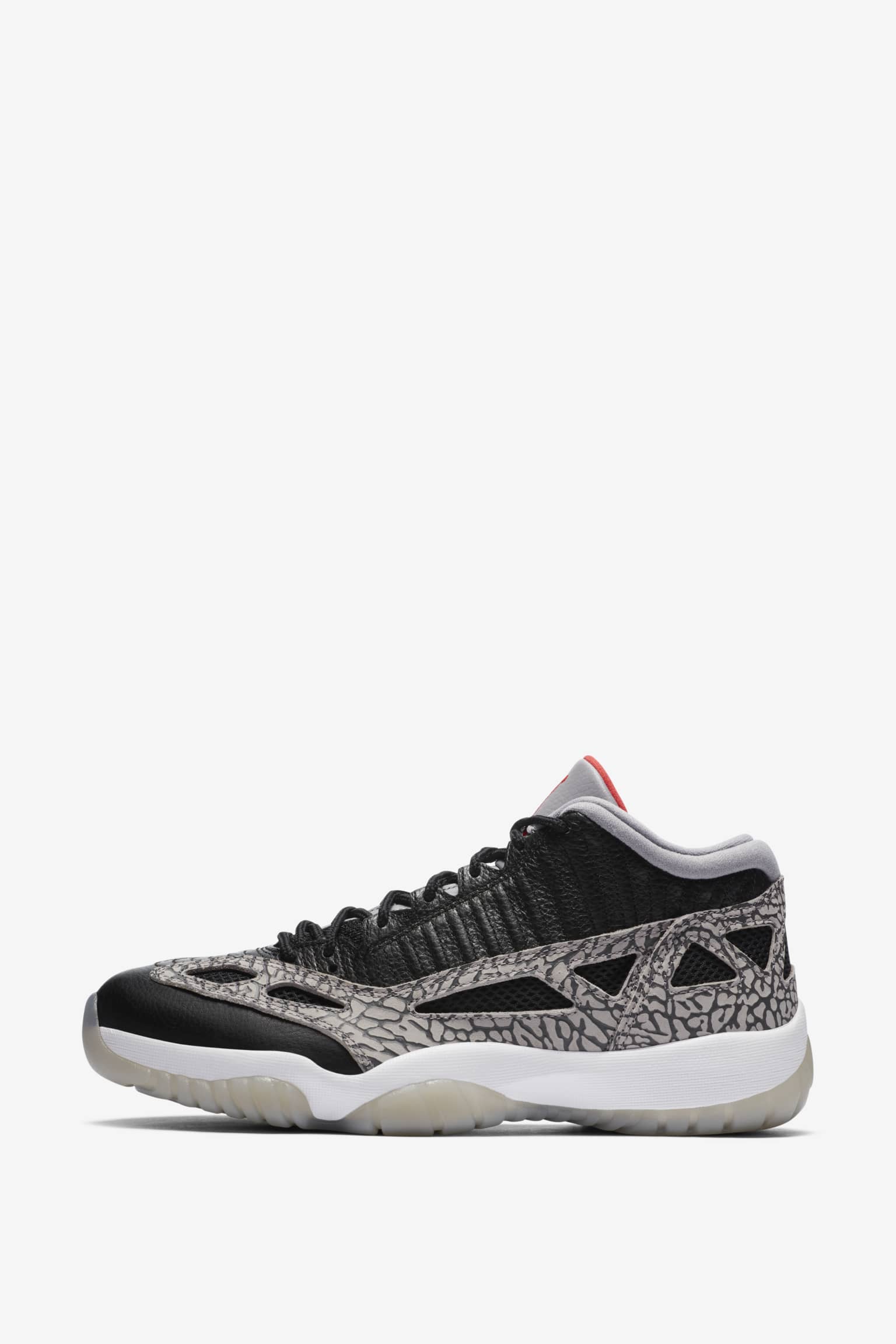 【NIKE】AIR JORDAN 11 LOW IE BLACK CEMENT Nike Air Jordan 11 Retro Low Top IE Black Cement Shoes