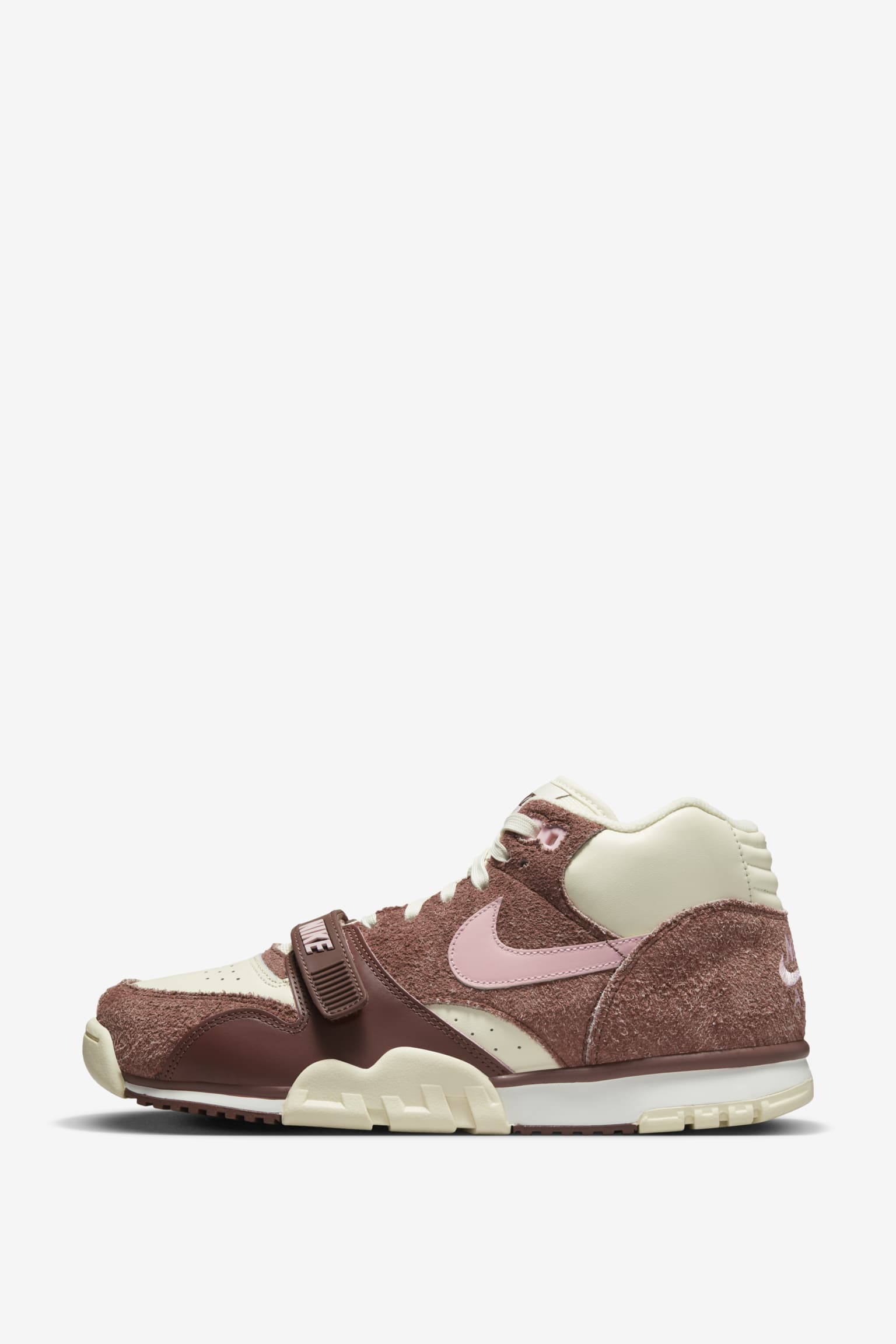 Amazon.com | Nike mens Air Trainer 1 SP, Coconut Milk/Team