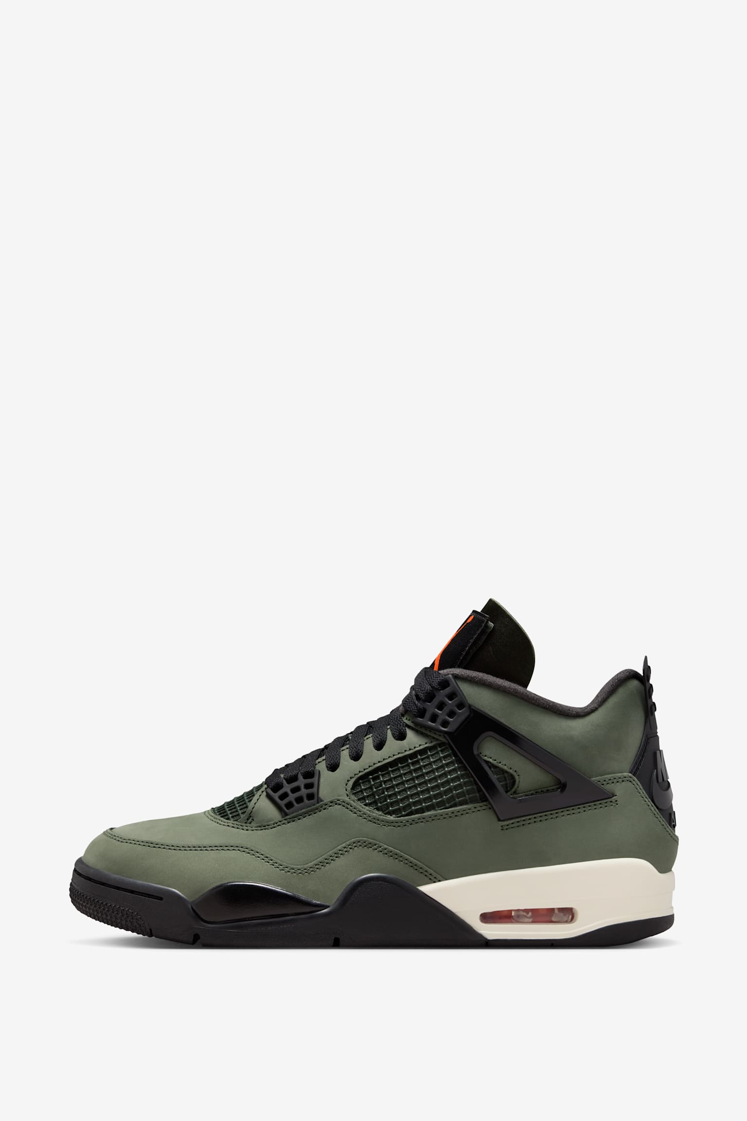 靴 UNDEFEATED Nike Air Jordan 4 Deep Green This is not a drill: the Undefeated x Air Jordan 4 is back