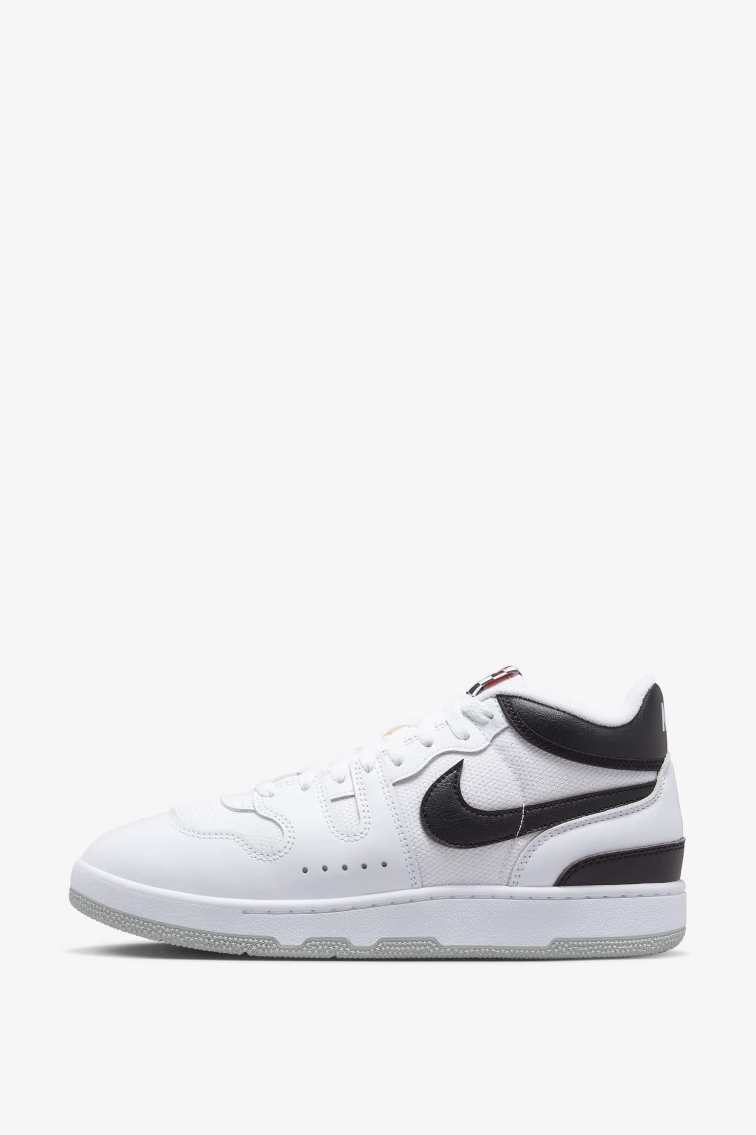nike-attack-black-and-white-
