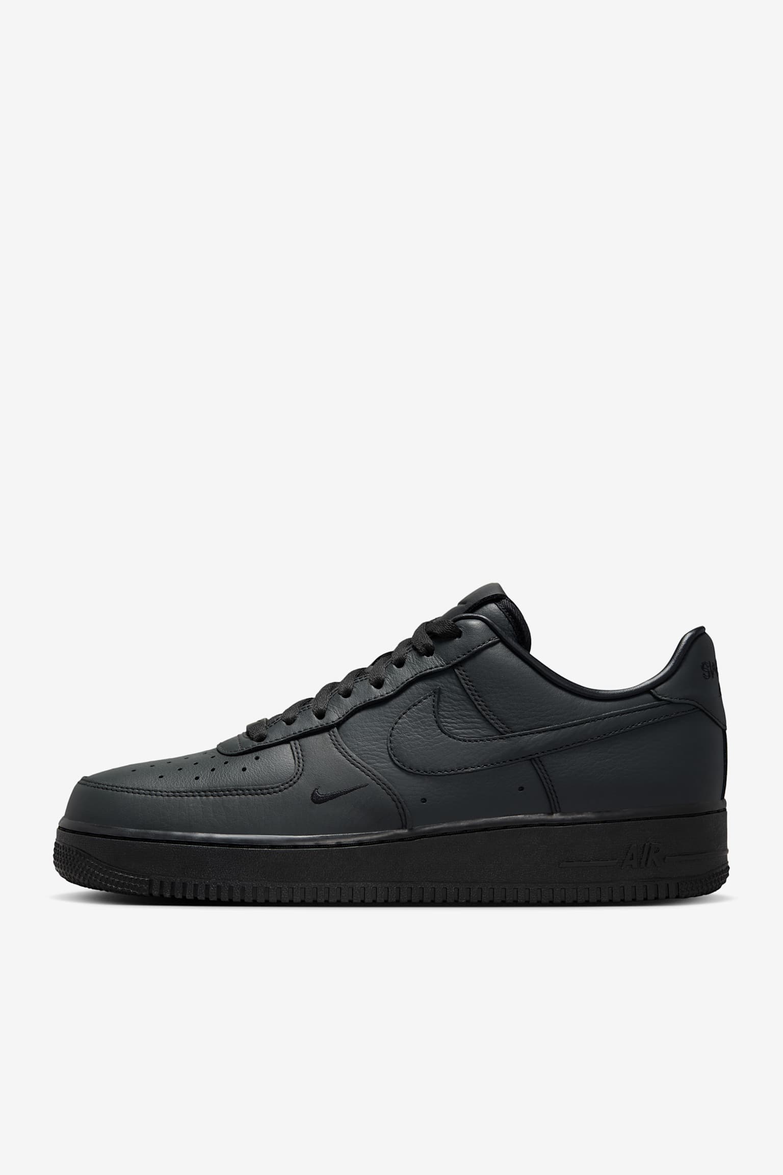 Air Force 1 Low 'Triple Triple Black' (HJ9348-001) Release Date 
