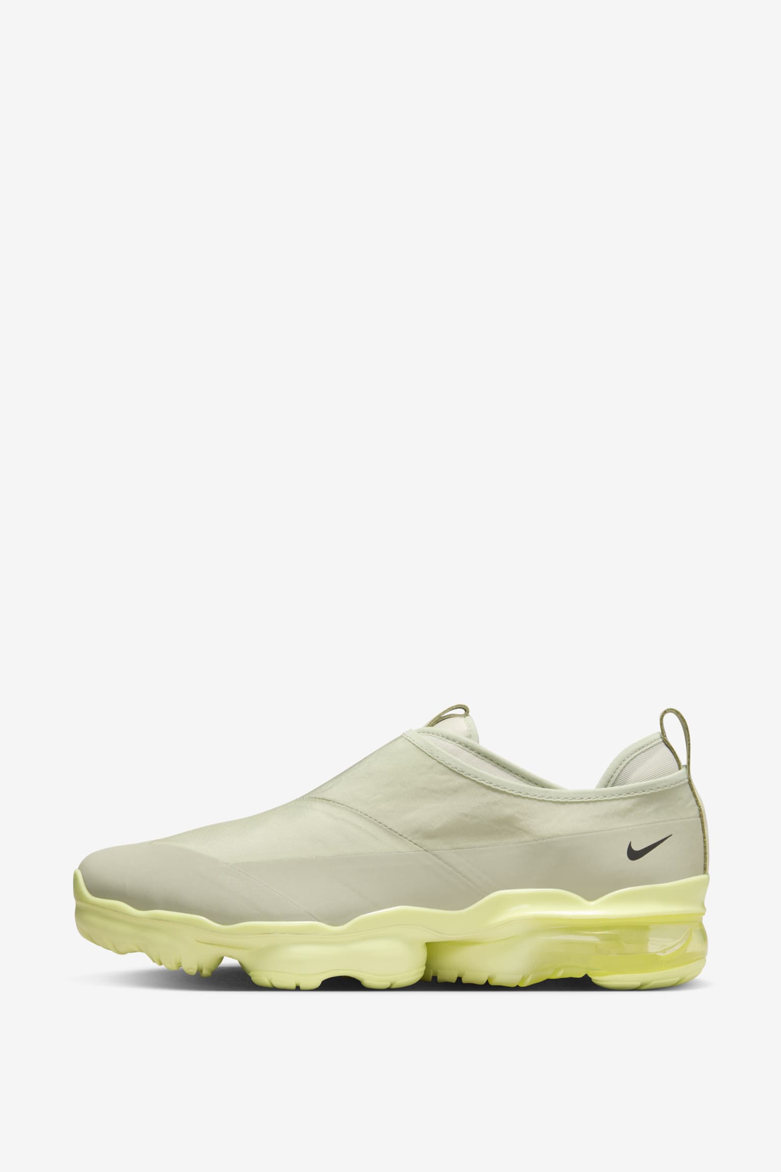 air-vapormax-moc-roam-light-