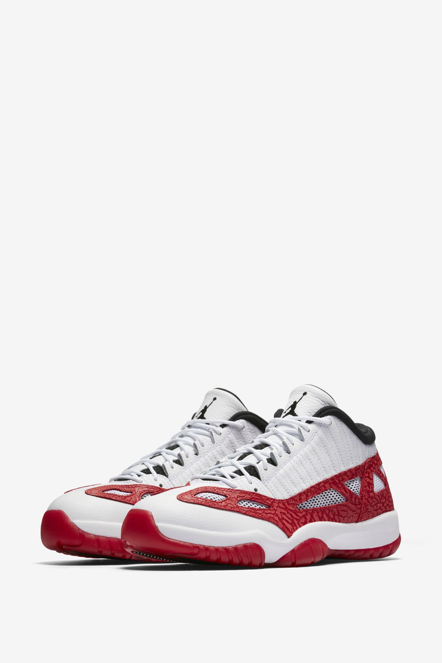 air-jordan-11-retro-low-ie-