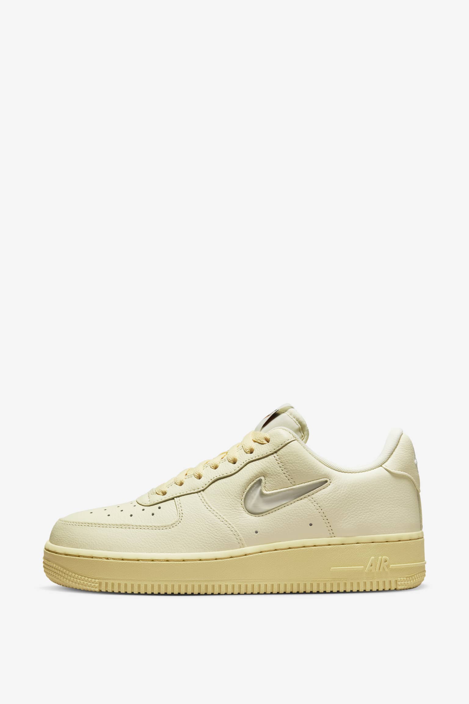 women-s-air-force-1-07-lx- women-s-air-force-1-07-lx-