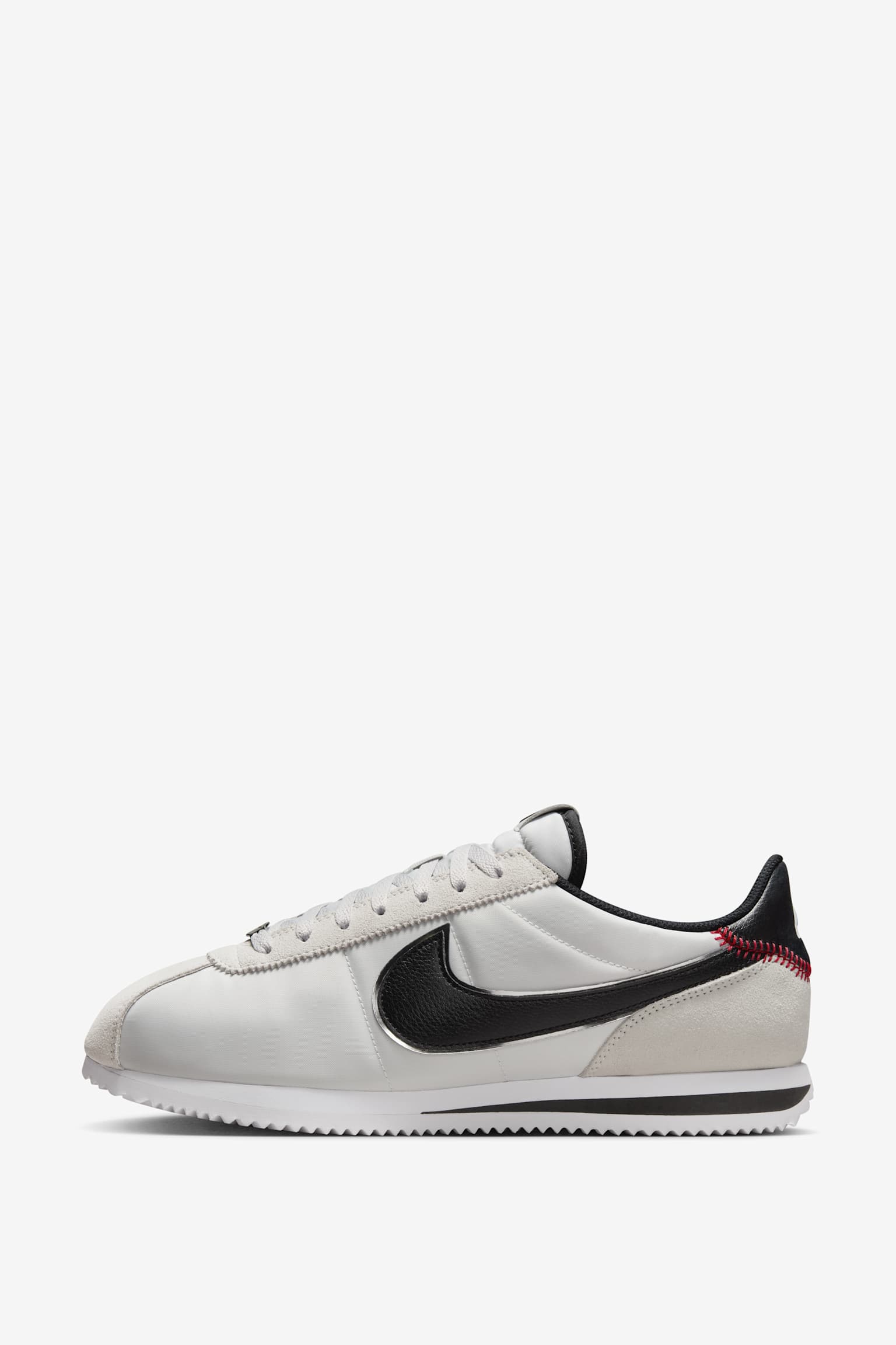 NIKE ☆ Cortez ‘Jackie Robinson’ Nike's New Jackie Robinson Day Sneakers Sold Out Quickly