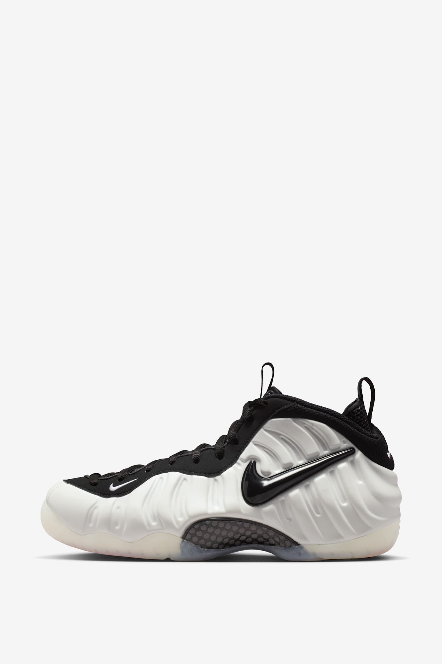 Air Foamposite Pro 'Pearl White and Black' (HF0794-200). Nike SNKRS