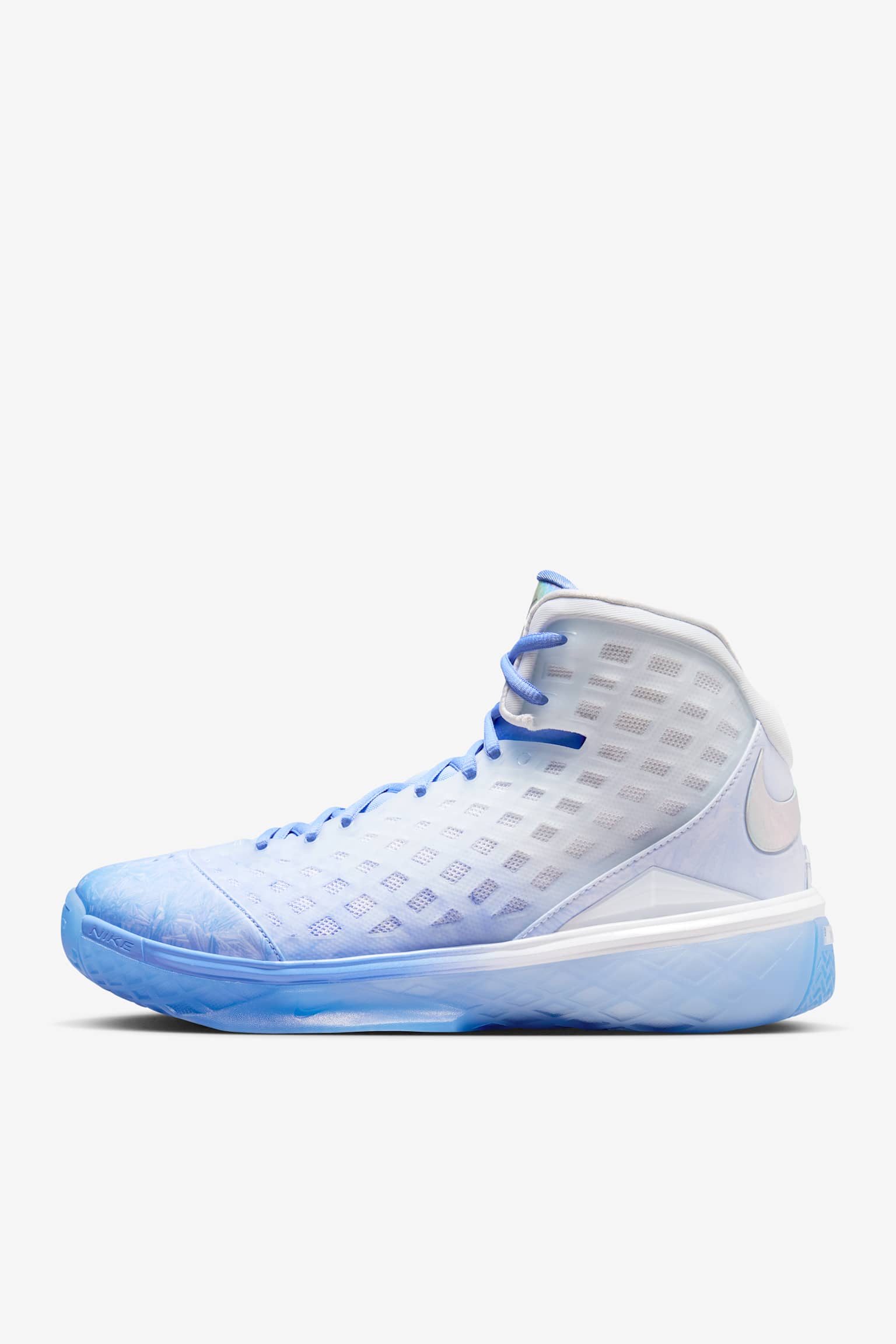 Kobe 3 Protro 'Royal Pulse' (IQ5338-400) Release Date . Nike SNKRS