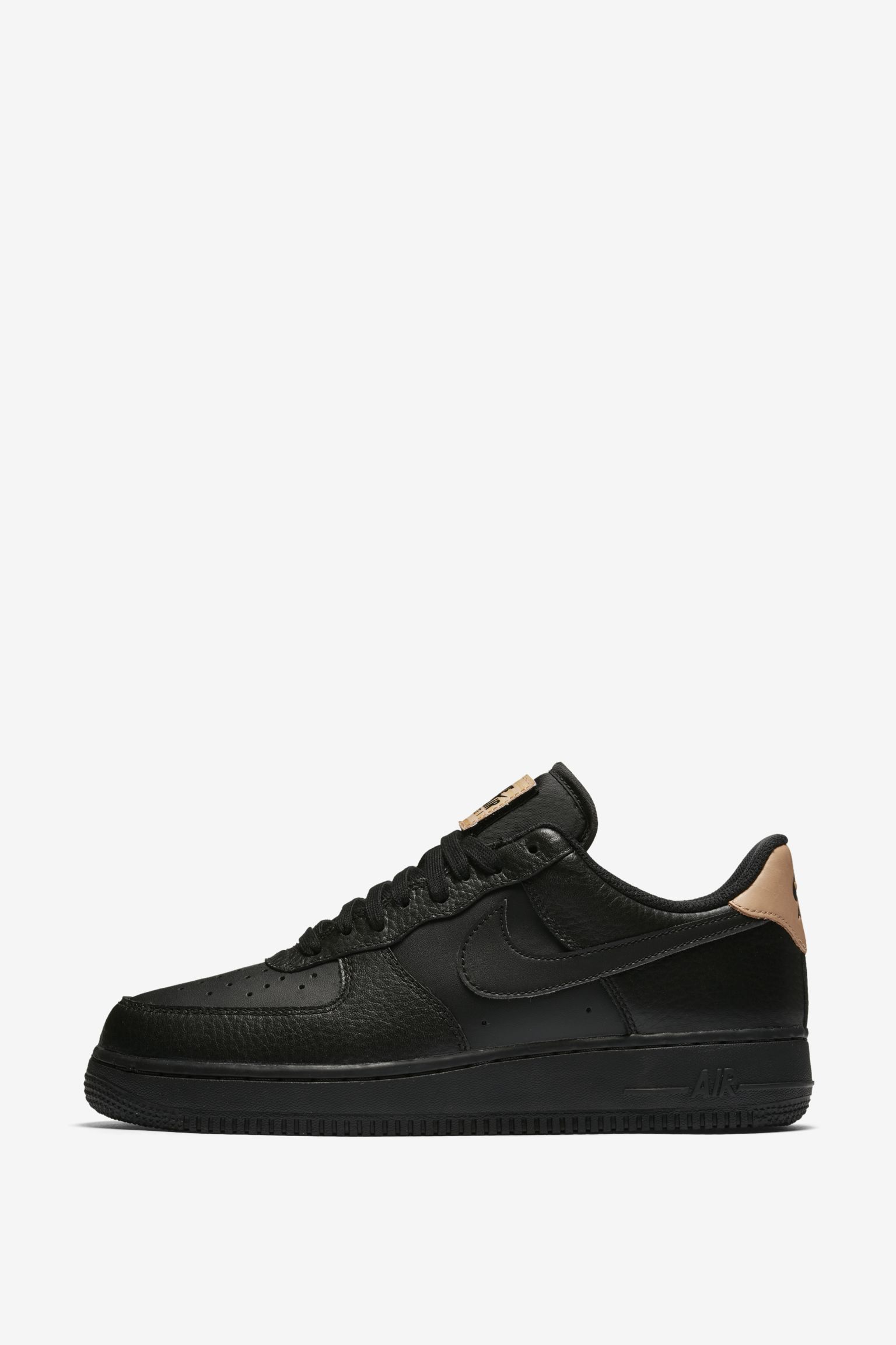 Nike Air Force 1 07 'Black & Gum Light Brown'