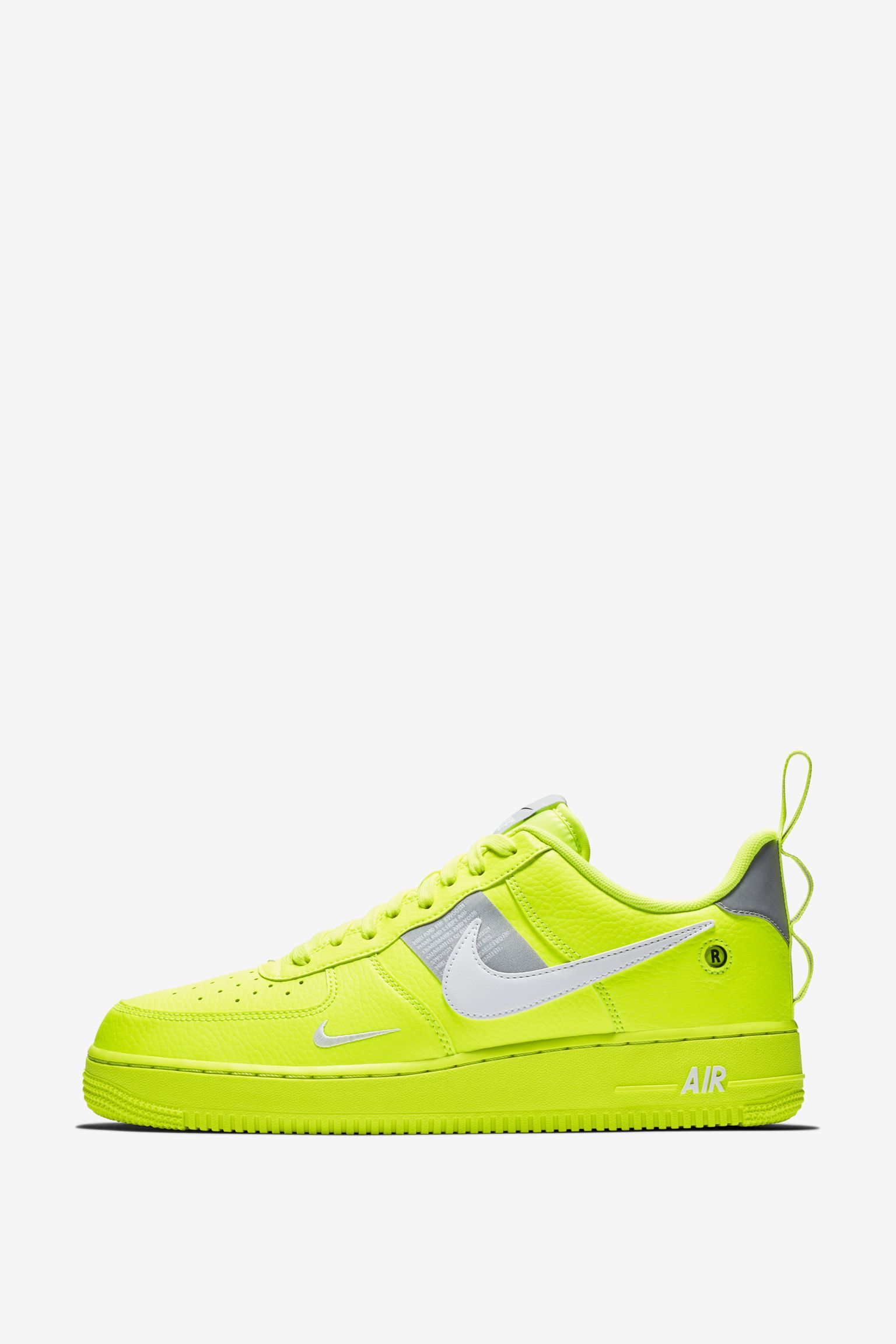 nike-air-force-1-lv8-utility- nike-air-force-1-lv8-utility-